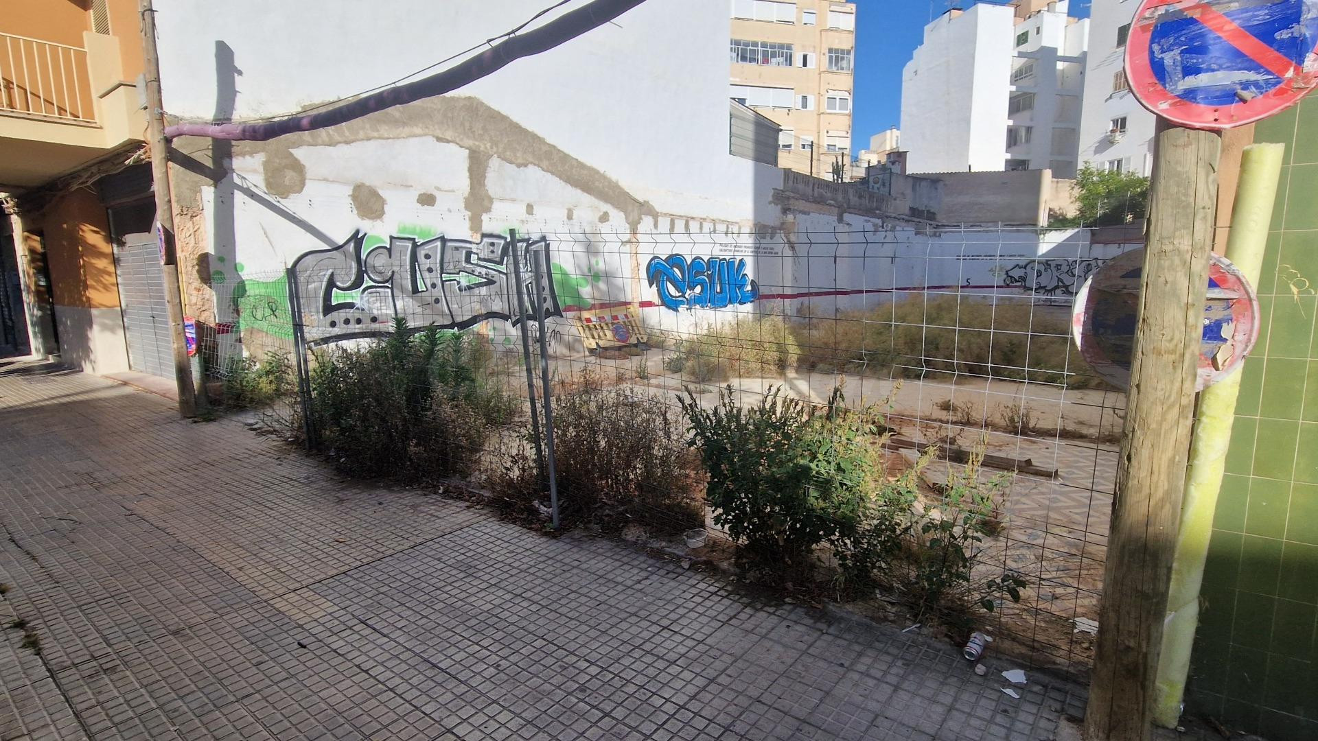 Solar Urbano con Proyecto