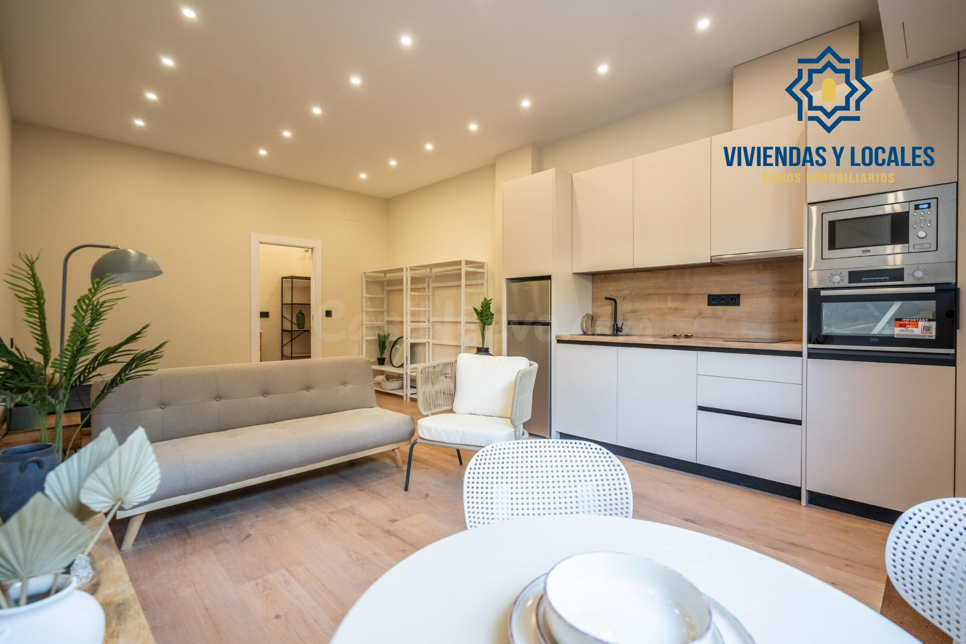 Vivienda totalmente reformada junto a Parque Almunia!