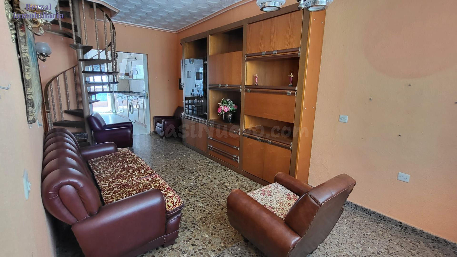 Piso tipo Ático en Venta en el Corazón del Casco Antiguo de  - foto 2