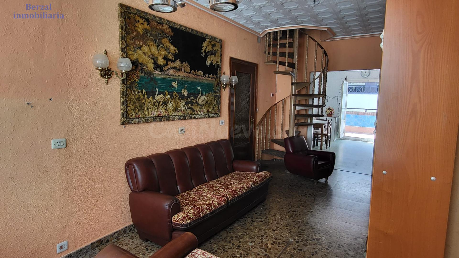 Piso tipo Ático en Venta en el Corazón del Casco Antiguo de  - foto 5