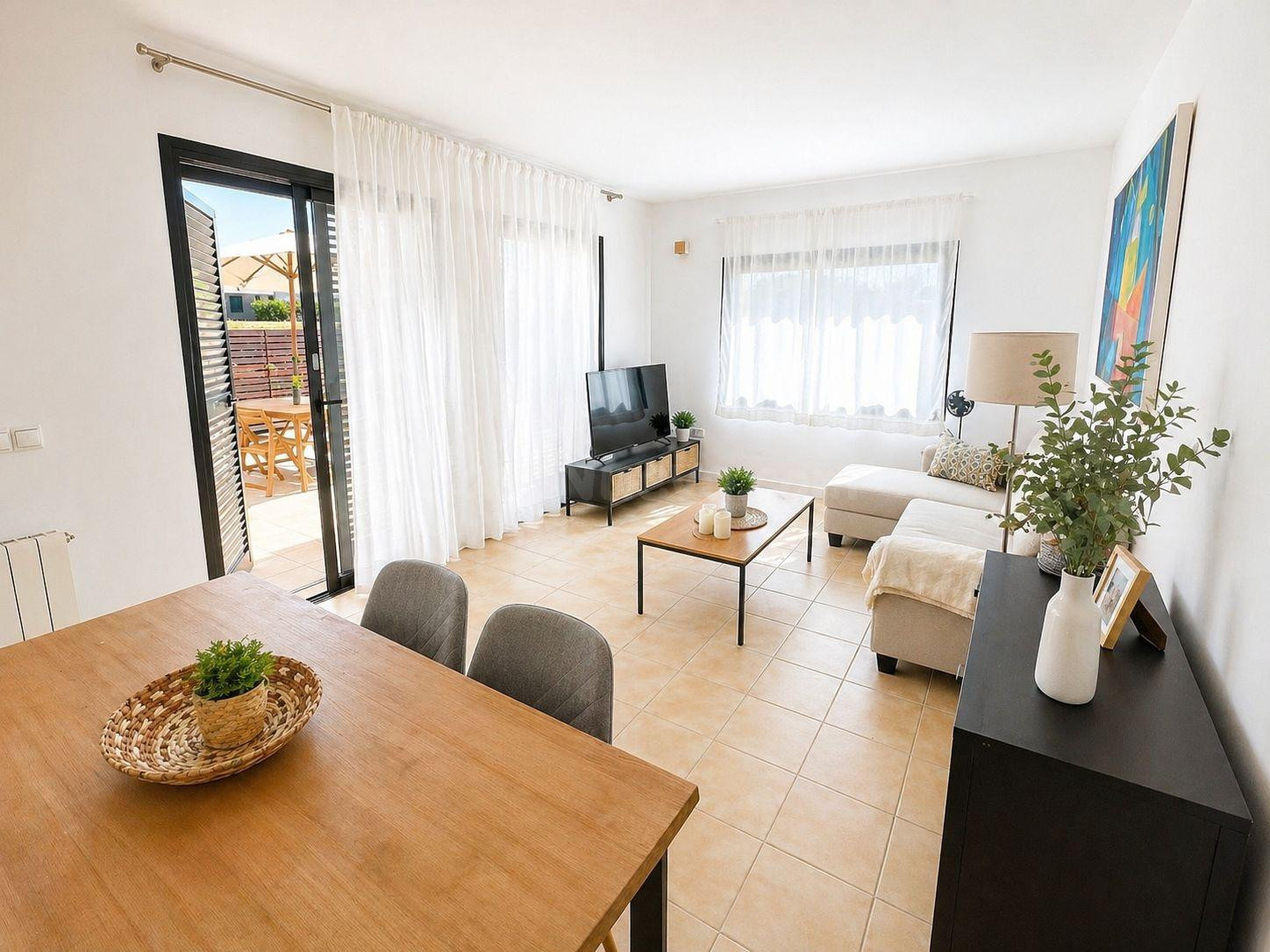 Magnífica planta baja con jardín y piscina en Corvera Golf a