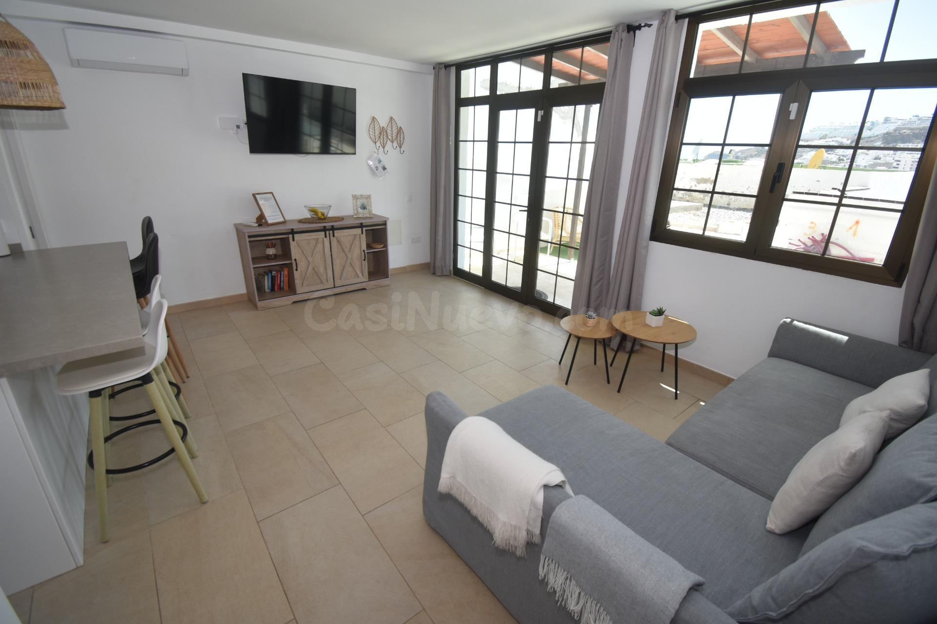 Bungalow de dos dormitorios totalmente renovado en LAS FRESA - foto 3