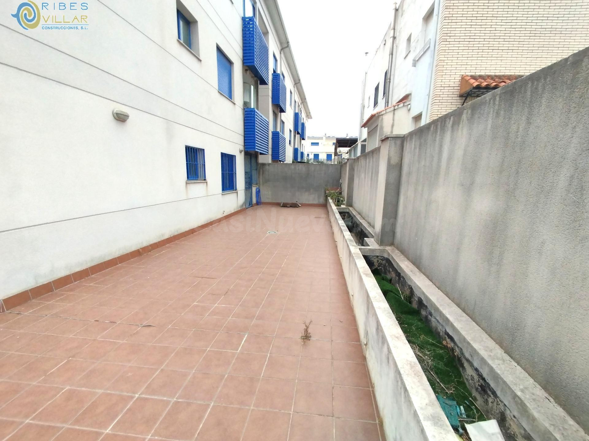 Planta baja con espectacular terraza y acceso directo a la p - foto 4