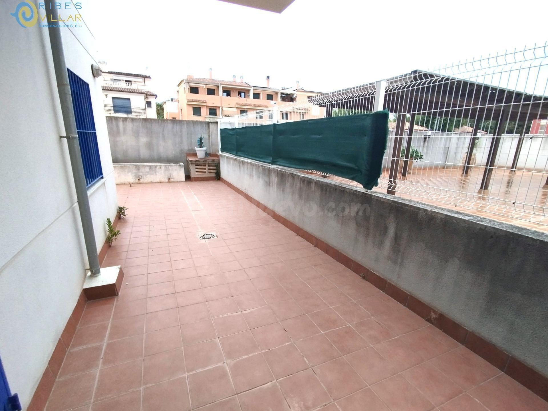Planta baja con espectacular terraza y acceso directo a la p - foto 5