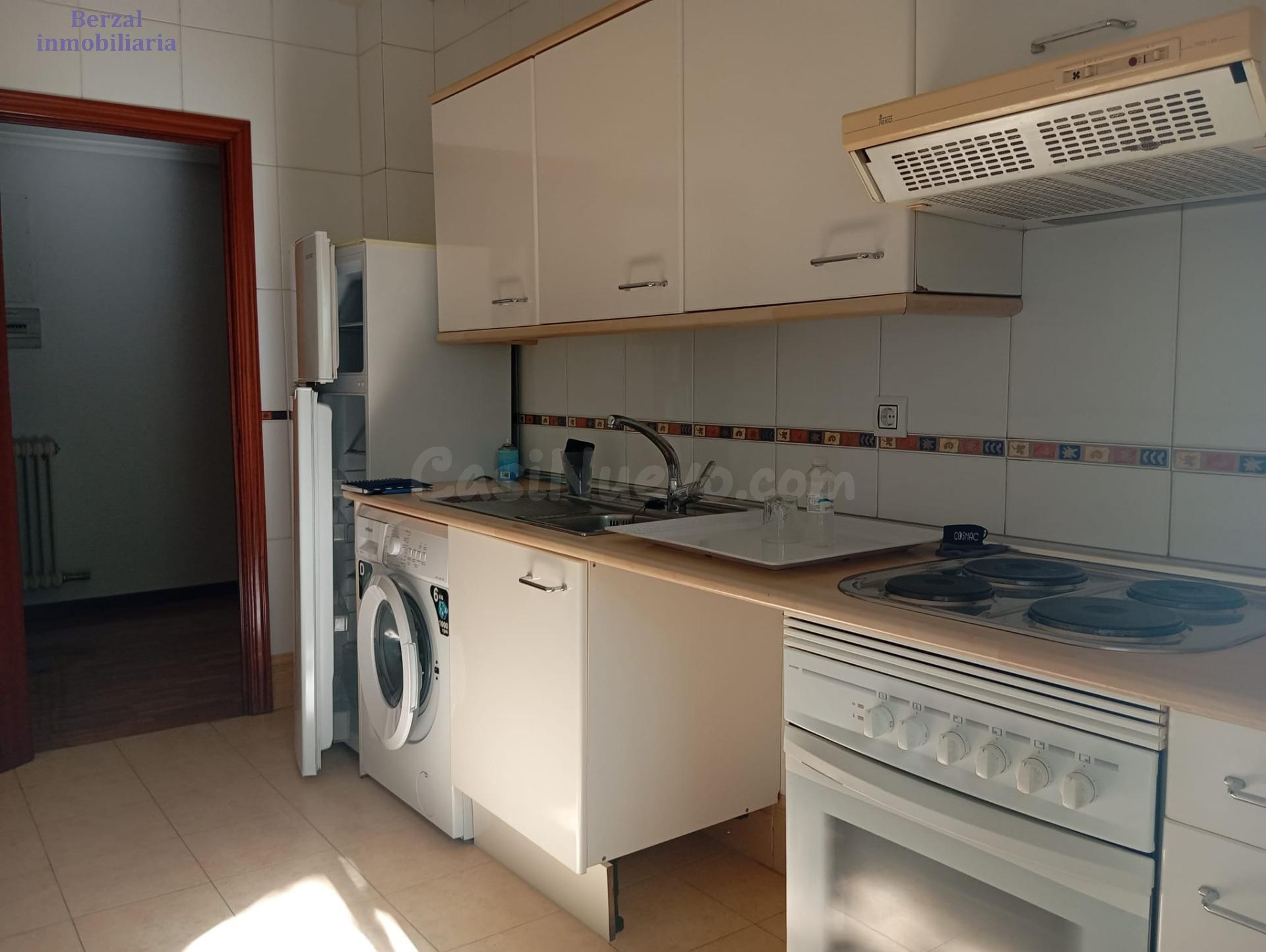 Amplio y Luminoso Piso en Piqueras, Logroño - Oportunidad Ún - foto 3