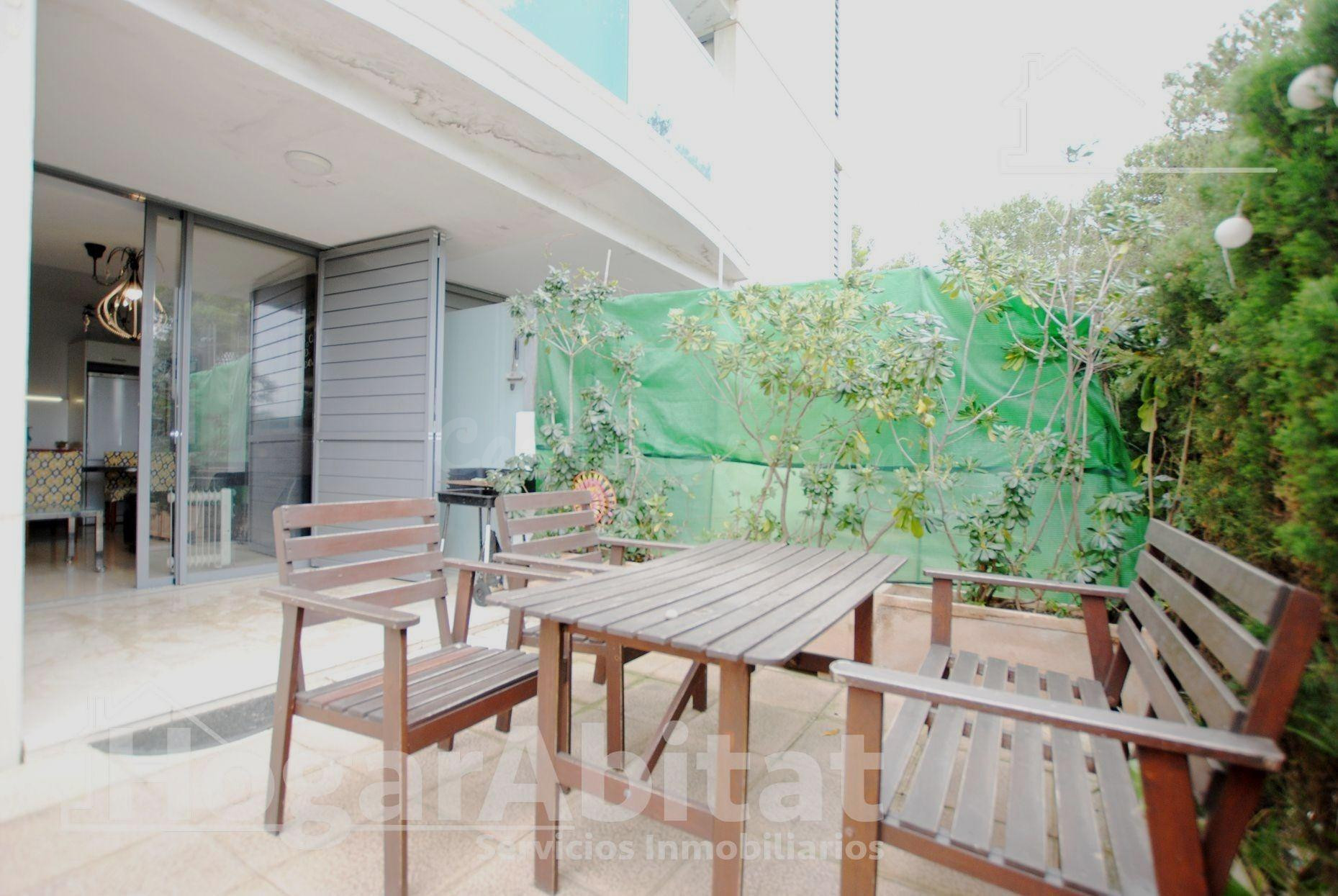 ¡CERCA DE LA PLAYA! AMPLIO EN RESIDENCIAL CON PISCINA Y TERR - foto 3