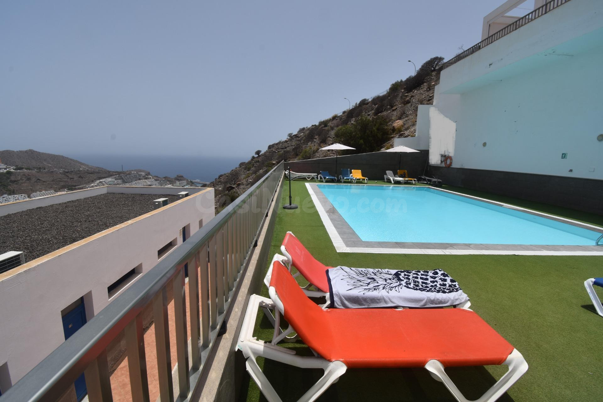 Apartamento con amplio exterior en venta en Santa Claudia, P
