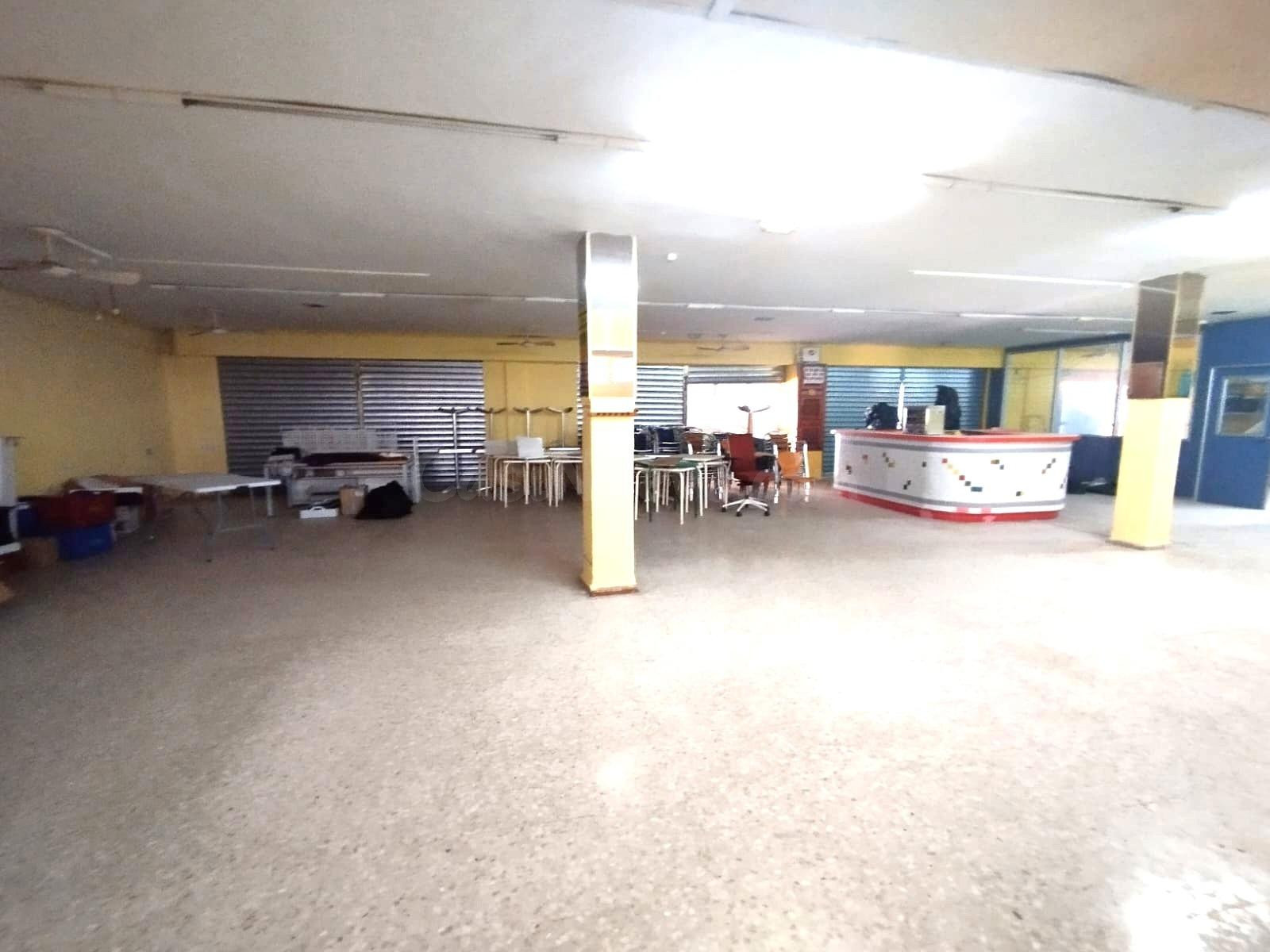 Local comercial 264m² en alquiler - Playa de Gandia - foto 4
