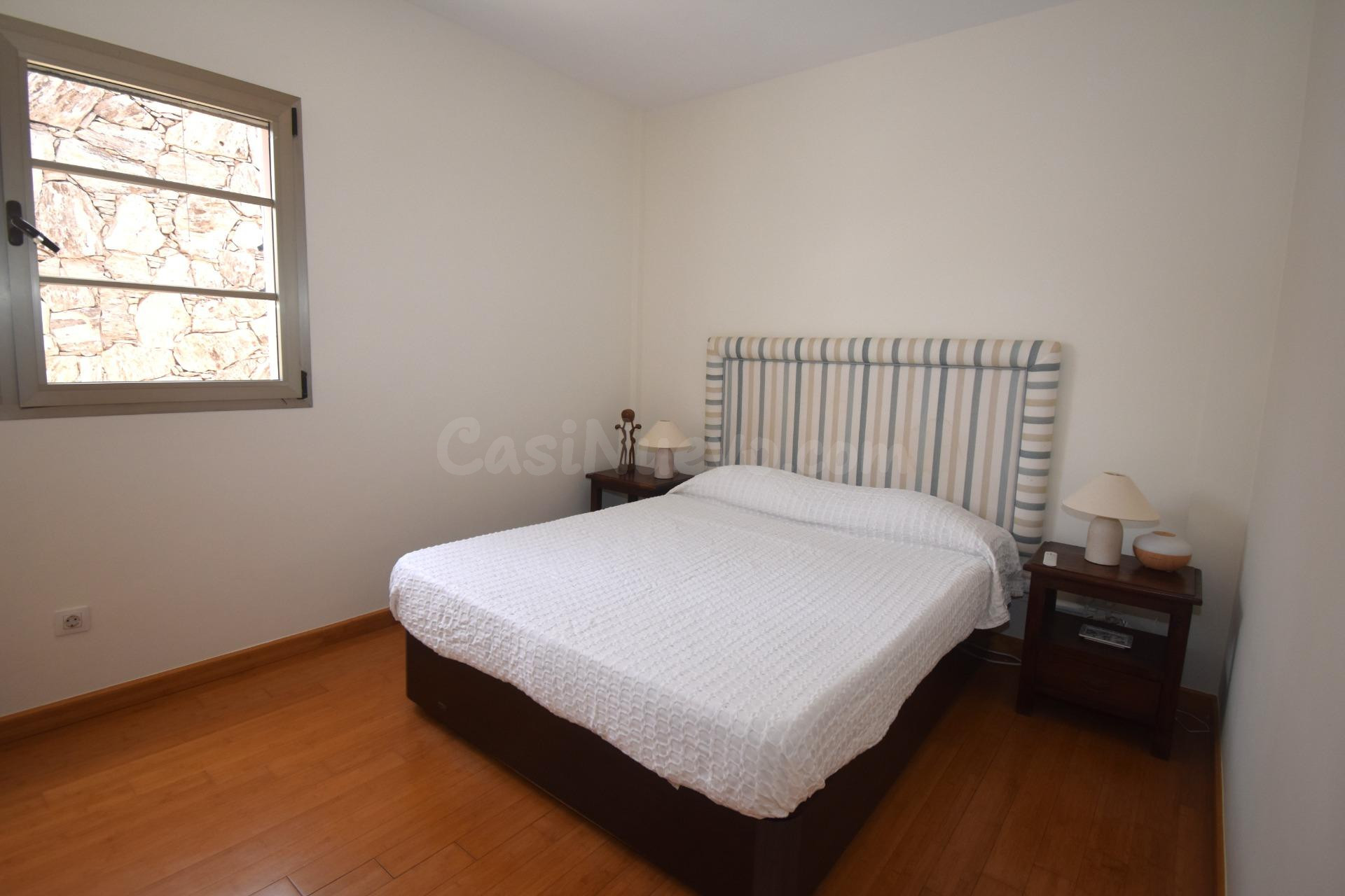 Villa con fantástica terraza muy privada en venta en Tauro. - foto 5