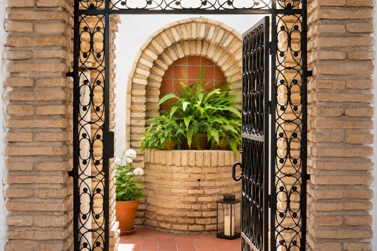 Casa andaluza  de 7 de habitaciones exteriores julio Romero de Torres