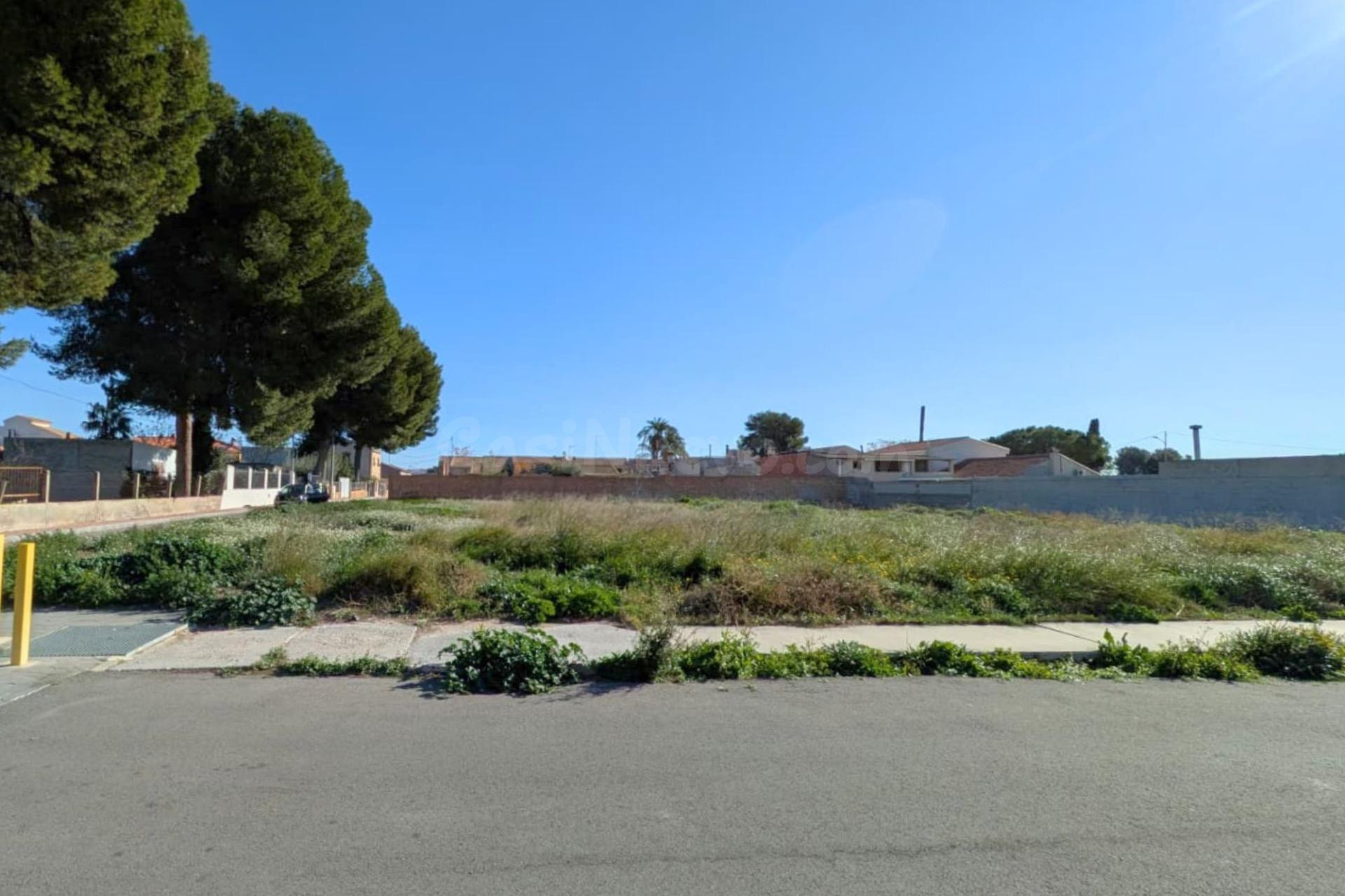 Parcela de 481 m2 en La Condomina – Las Torres de Cotillas