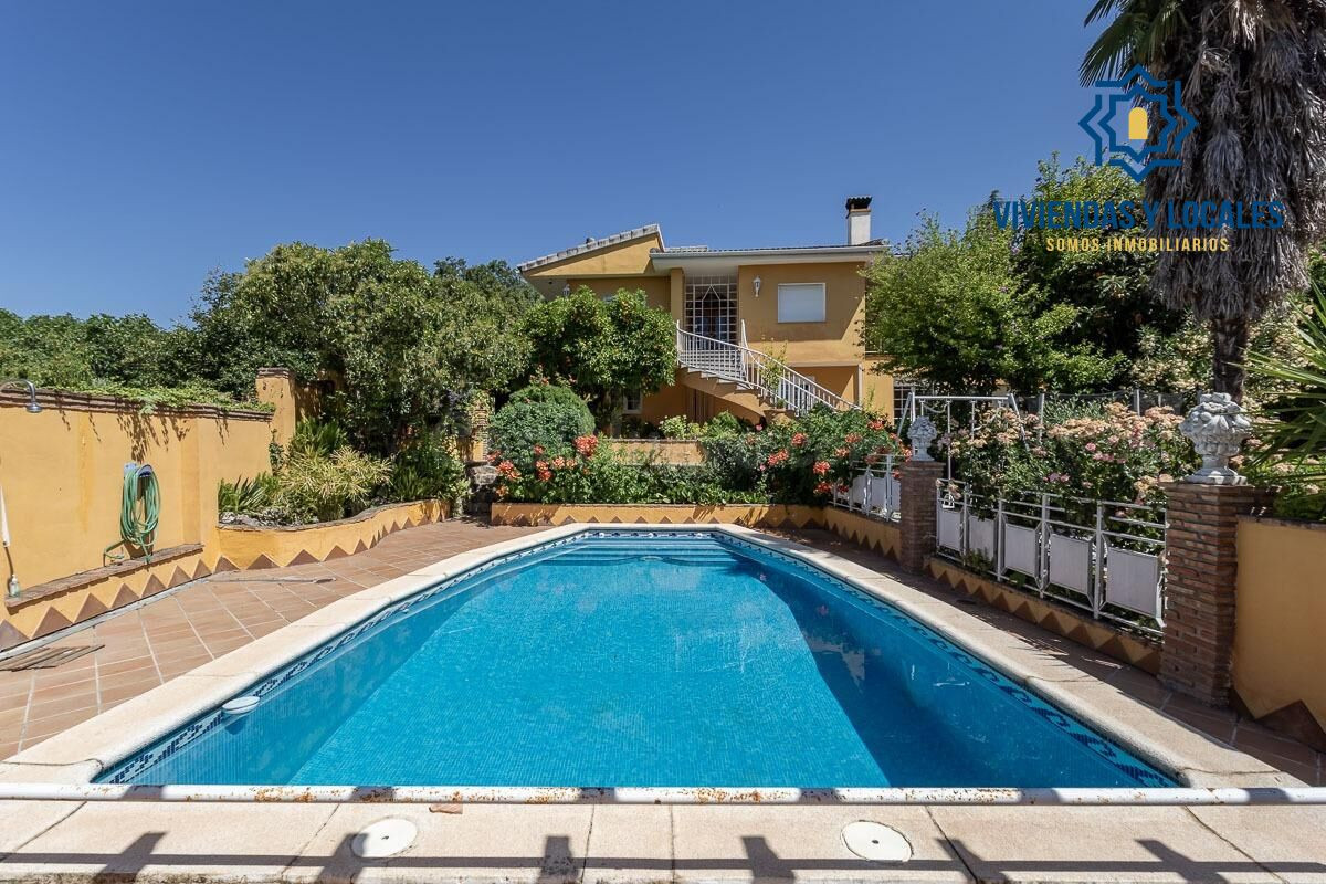 CASA INDEPENDIENTE EN ALFACAR CON PISCINA, JARDÍN, HUERTO Y  - foto 2