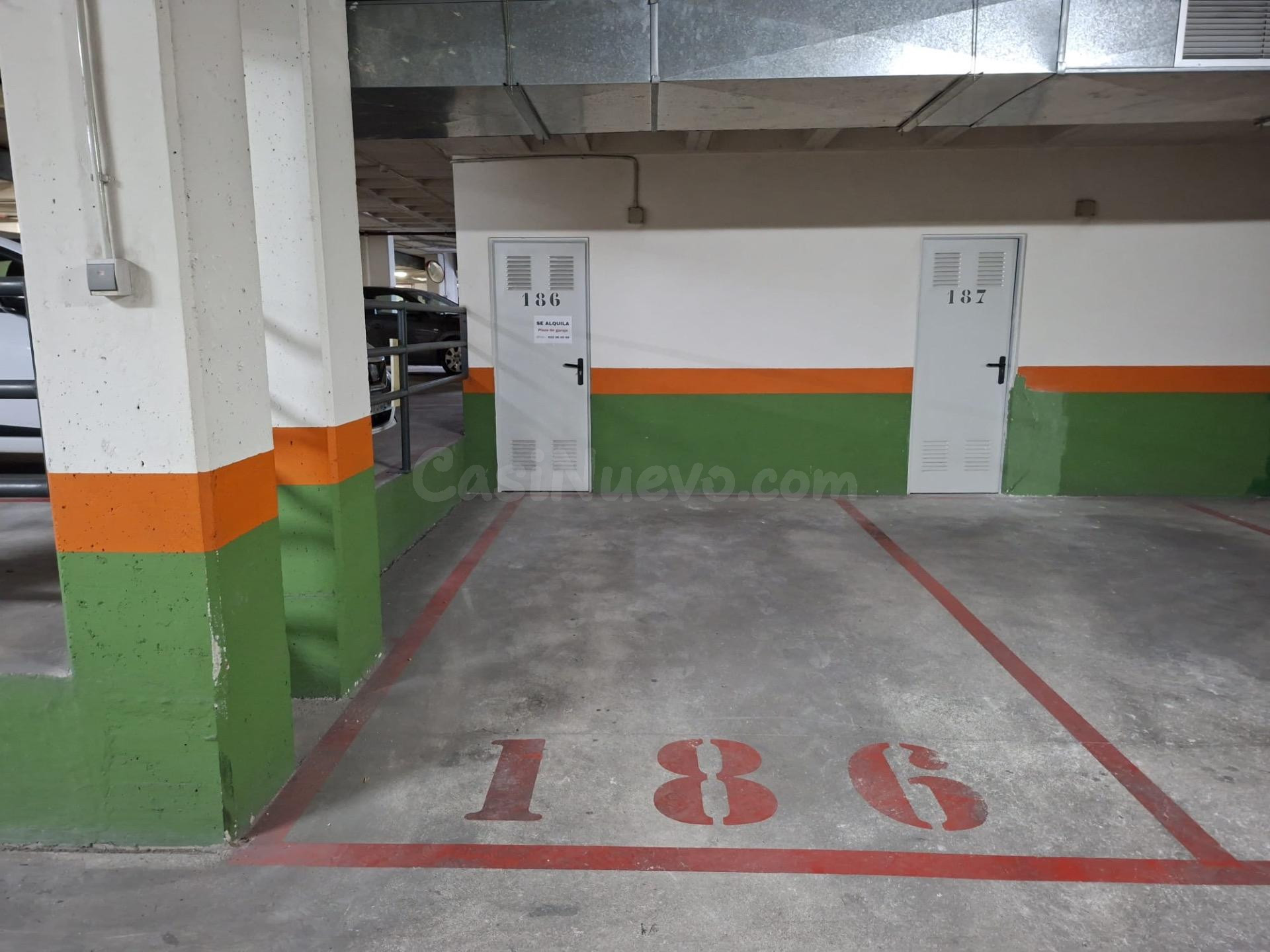 Se Alquila Plaza de Garaje en Joven Futura