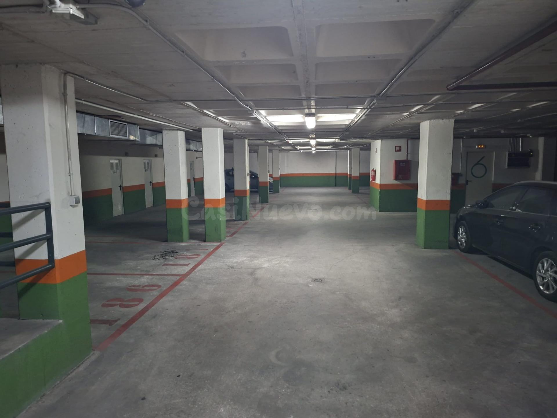 Se Alquila Plaza de Garaje en Joven Futura - foto 3