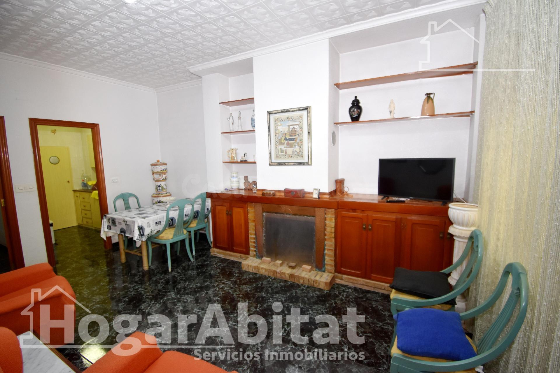 MAGNÍFICA CASA CON DOS VIVIENDAS INDEPENDIENTES Y TERRAZA, C - foto 4
