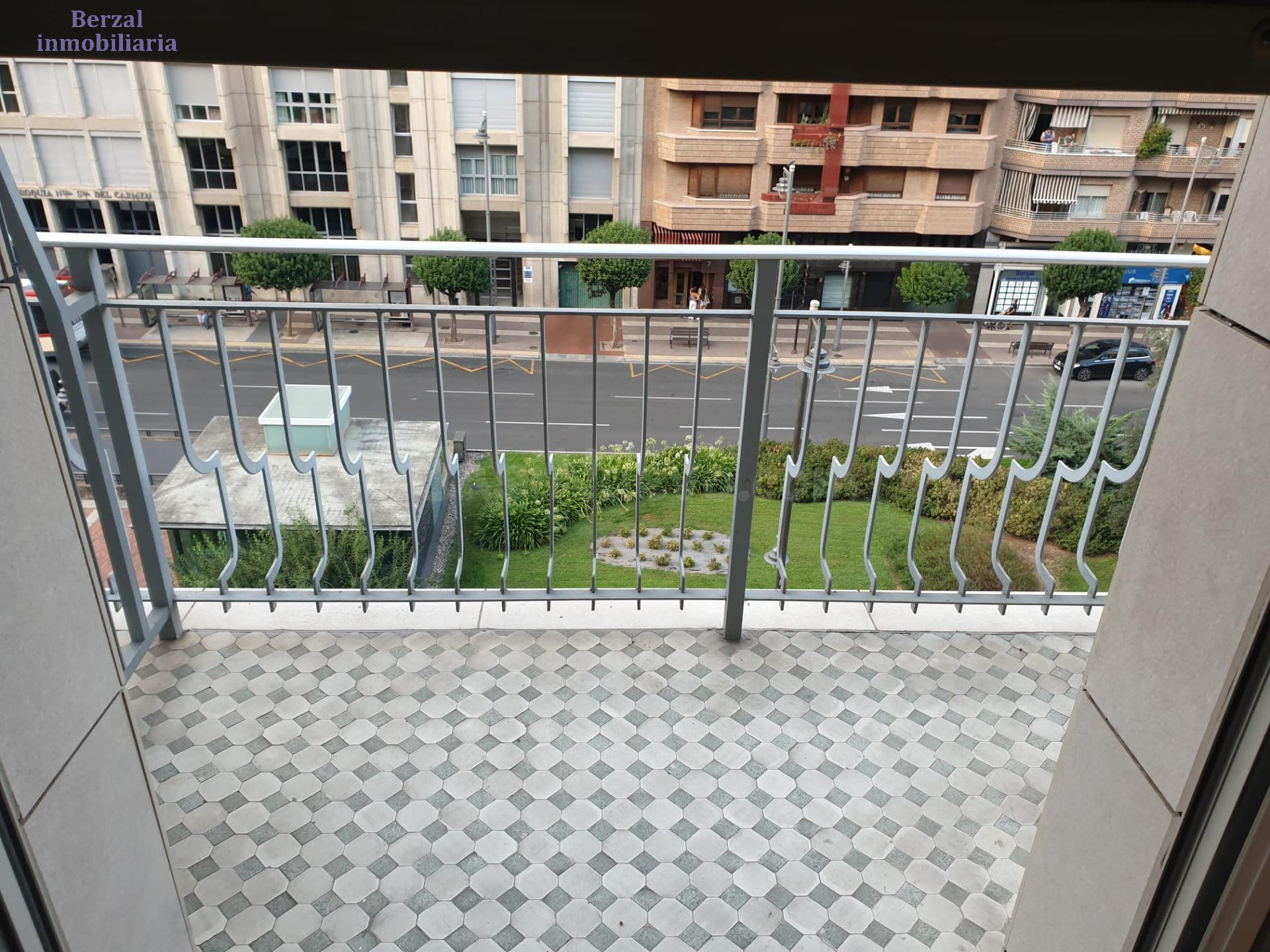 Amplio y Luminoso Piso en el Corazón de Logroño por €300,000