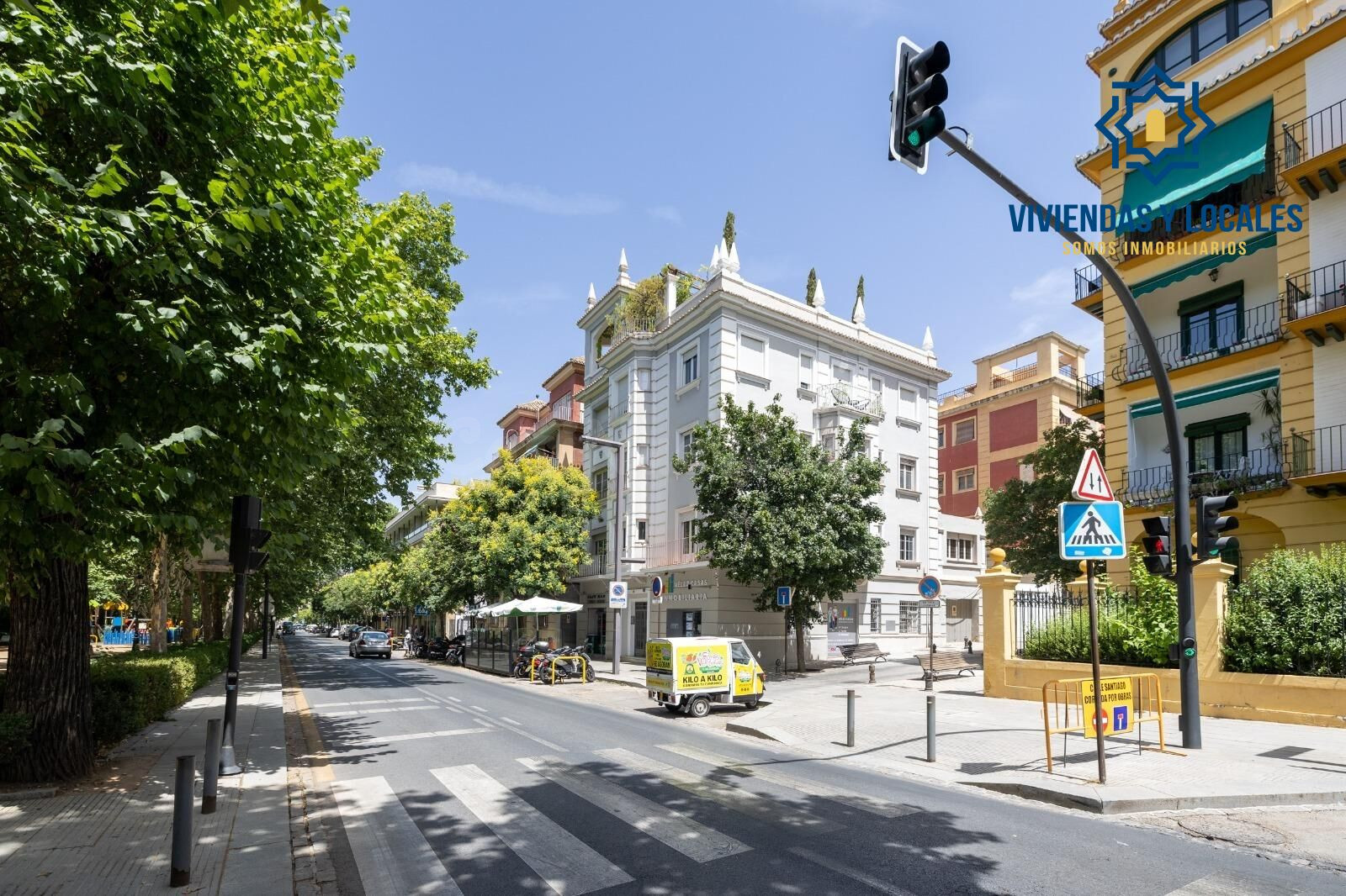 Vivienda exclusiva de planta completa con cochera y espectac