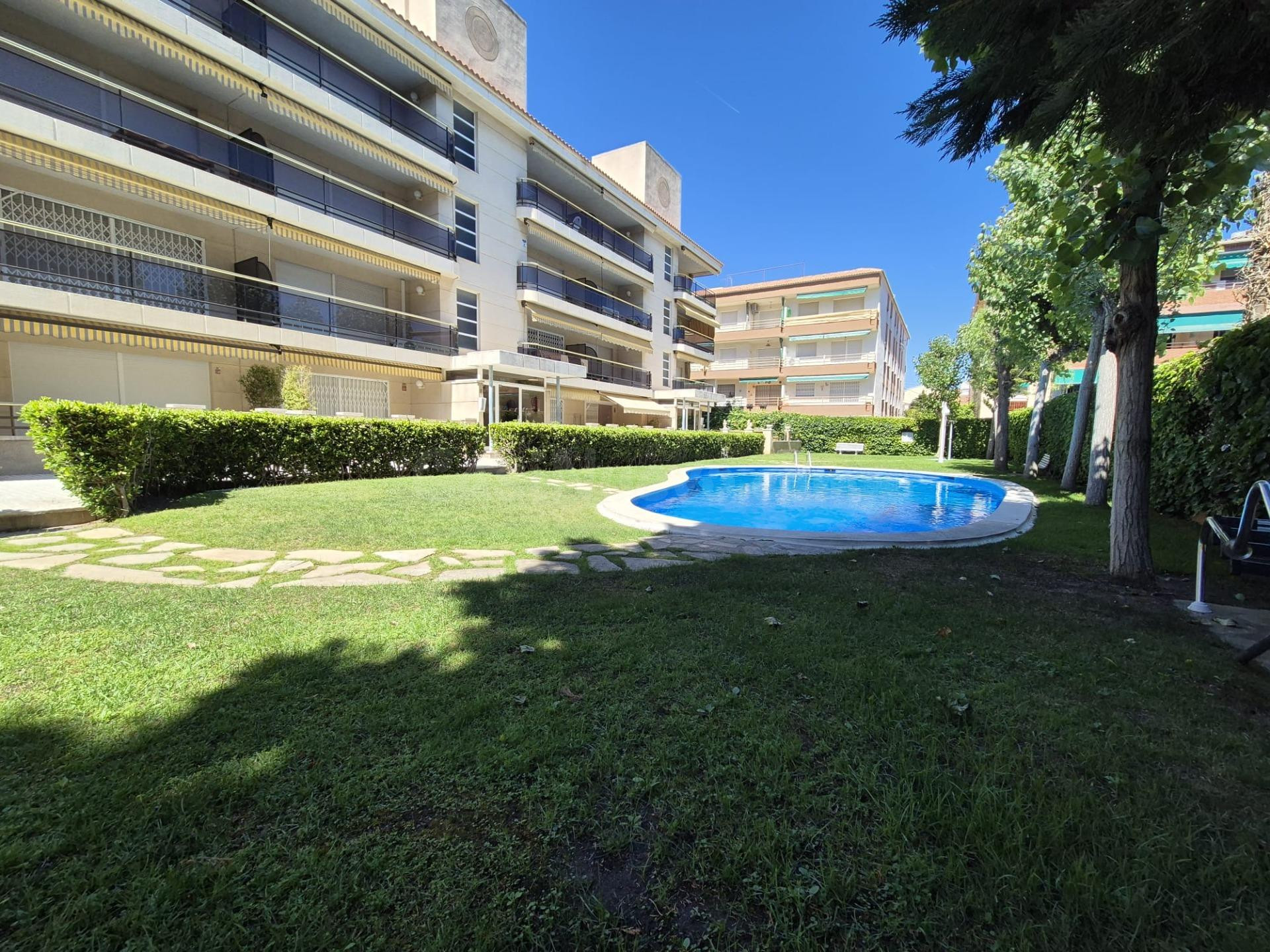 ESPECTACULAR PLANTA BAJA DE 3 habitaciones, CON PARKING Y PI - foto 4