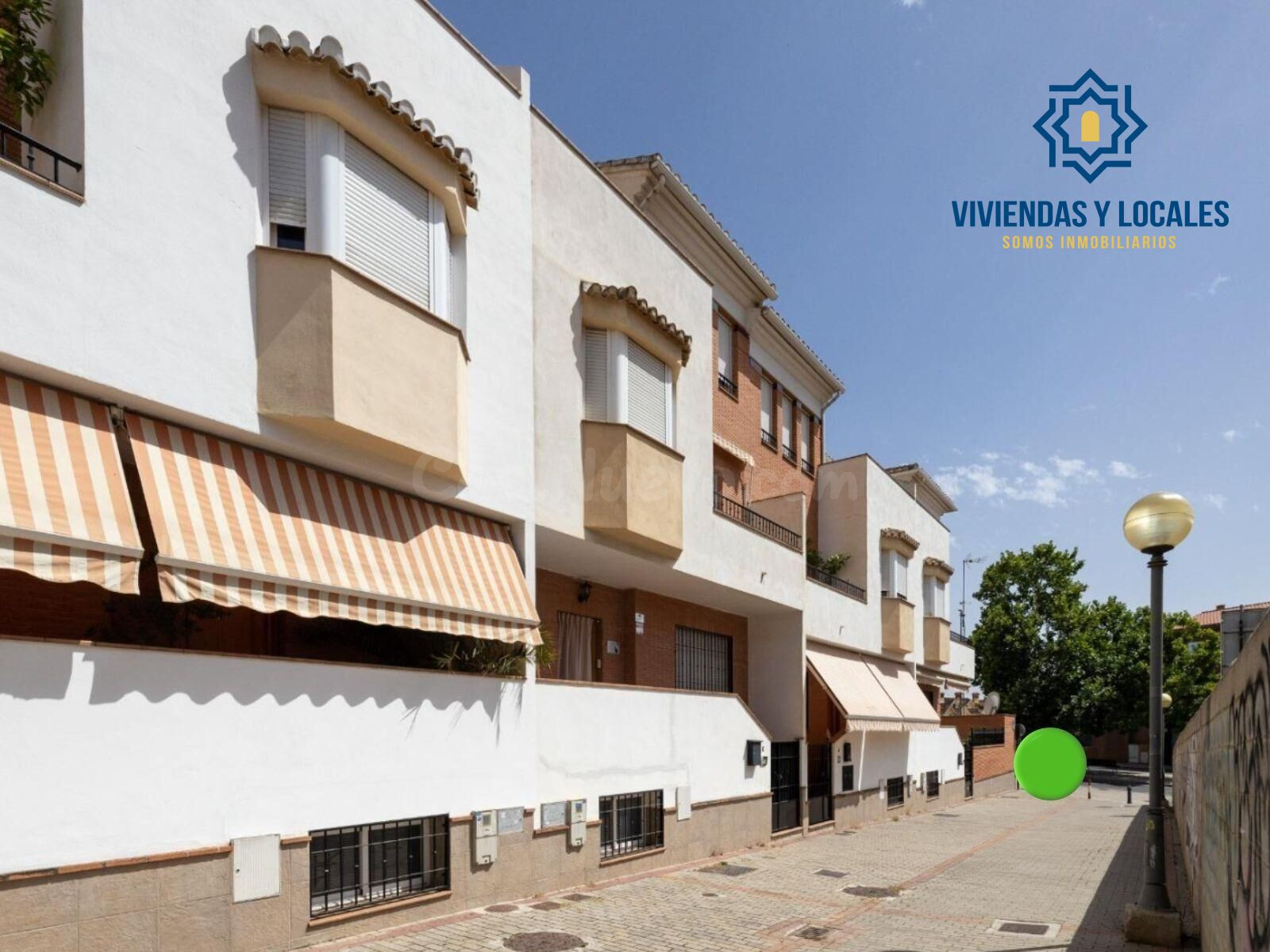 ESPECTACULAR VIVIENDA ADOSADA DE 4 DORMITORIOS CON SÓTANO, T