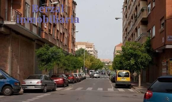Amplio Local Comercial en Venta en Logroño, Zona Oeste - €30 - foto 3