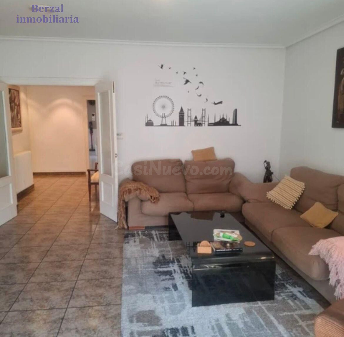 Piso a 10 Km de Logroño. Tres hb, salón, cocina y baño. Con  - foto 3