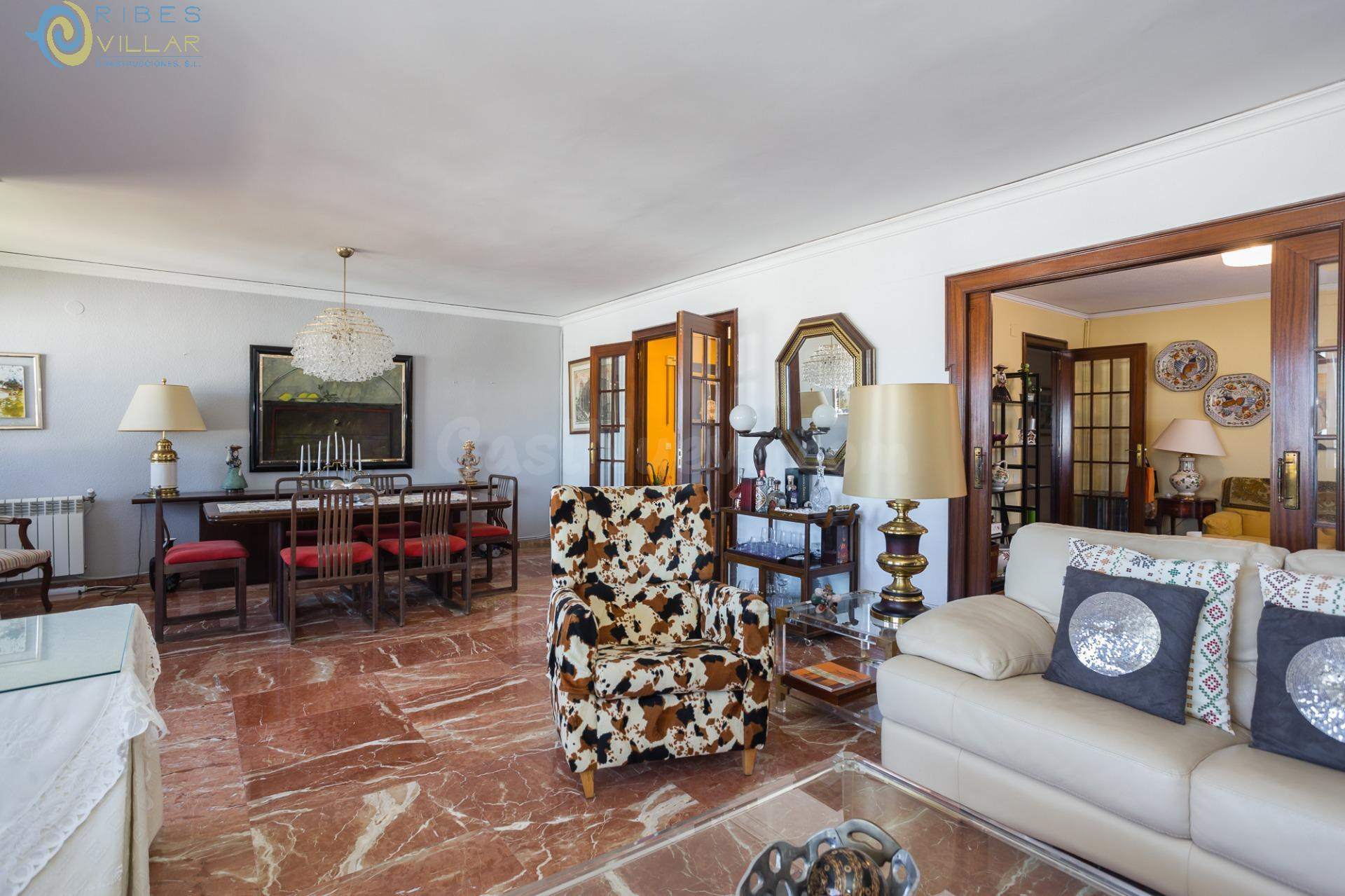Exclusiva vivienda de 234 m2 con garaje en pleno centro hist - foto 2