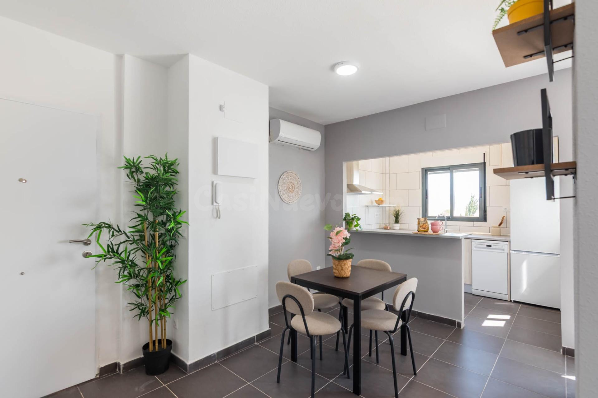 Piso a estrenar con Piscina, Terraza y Solárium Privado fren - foto 4