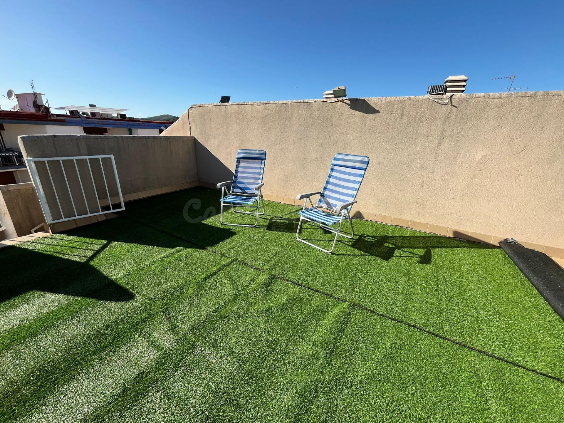 ATICO DE DOS habitaciones DOBLES CON GRAN SOLARIUM DE 60M2 - foto 4