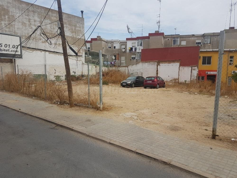 SOLAR URBANO EN CL ALMENDRO, FUENTEPIÑA-HUELVA - foto 3