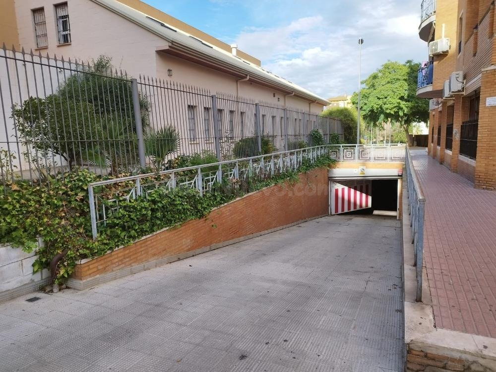PLAZAS DE GARAJE EN CL EL LICENCIADO, LOS ROSALES-HUELVA