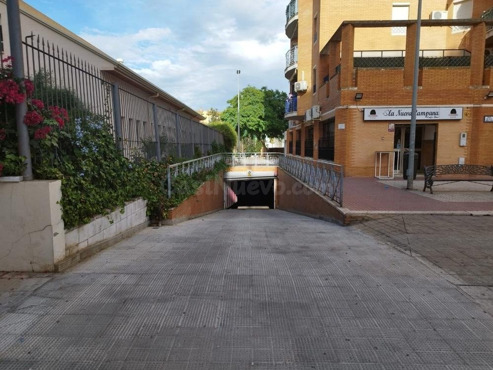 PLAZAS DE GARAJE EN CL EL LICENCIADO, LOS ROSALES-HUELVA - foto 2