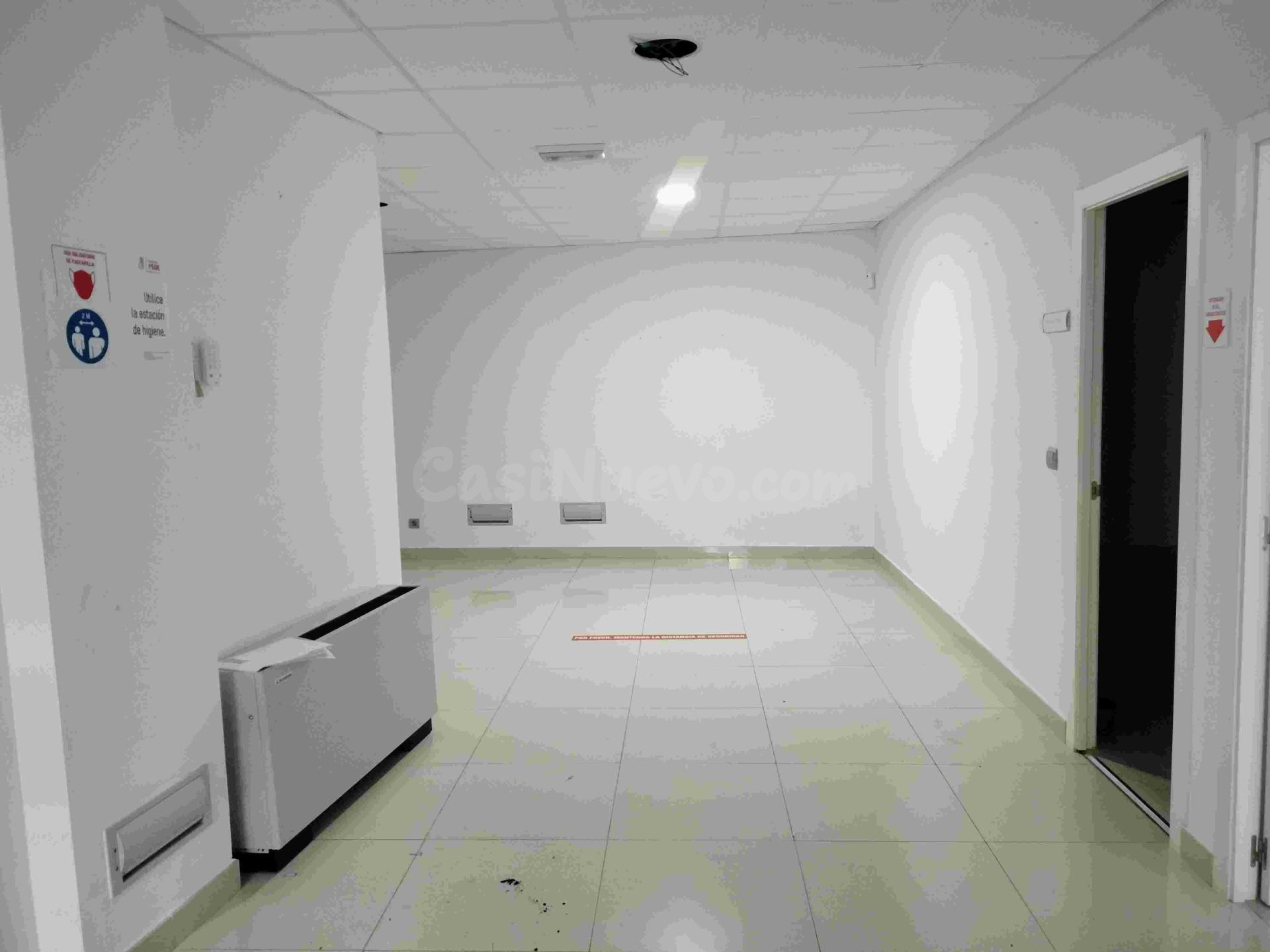 LOCAL COMERCIAL ADAPTADO  322 M2,  ESQUINA MARQUES DE ARACEN - foto 3