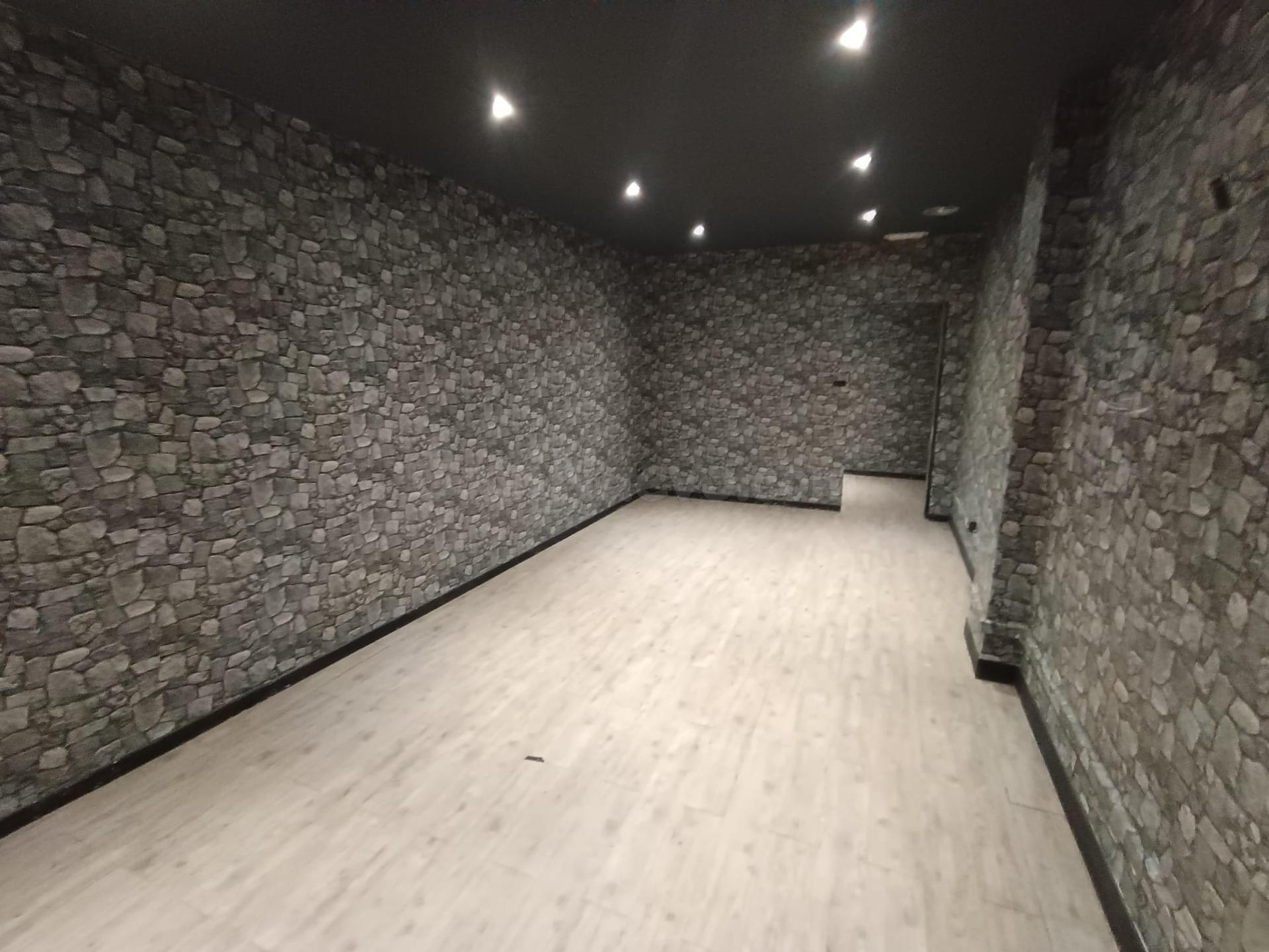 LOCAL COMERCIAL EN EL EIXAMPLE, EN SABADELL