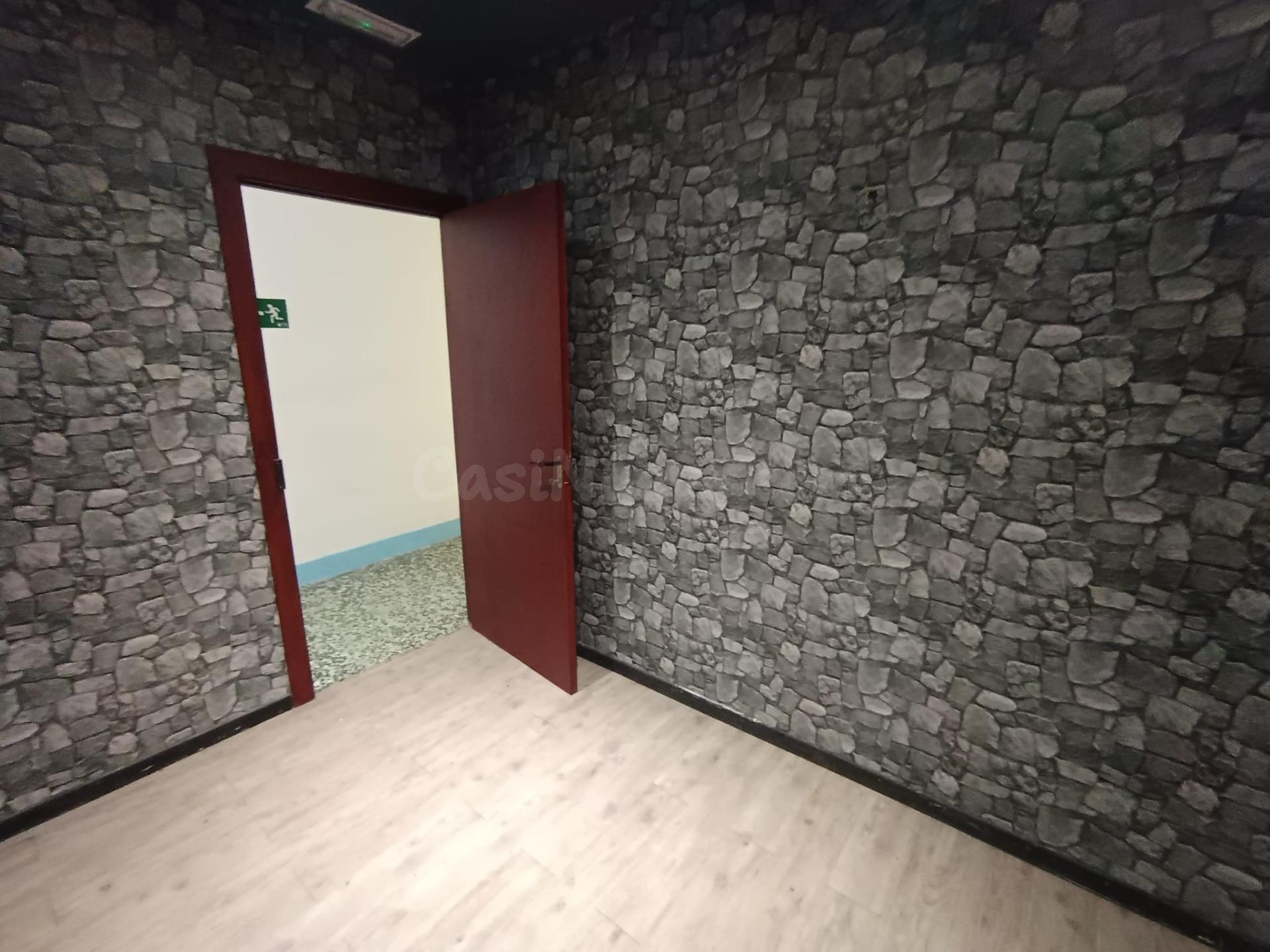 LOCAL COMERCIAL EN EL EIXAMPLE, EN SABADELL - foto 3