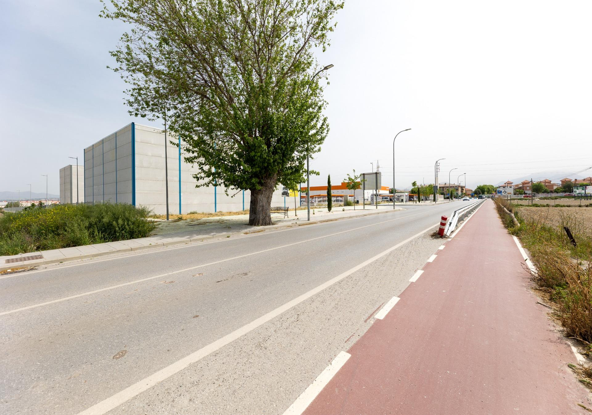 Solar industrial en esquina con máxima visibilidad + proyect - foto 4