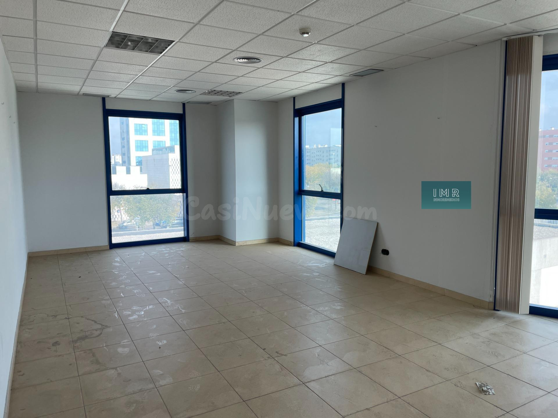 OFICINA EN VENTA EN TORNEO PARQUE EMPRESARIAL – SEVILLA - foto 2