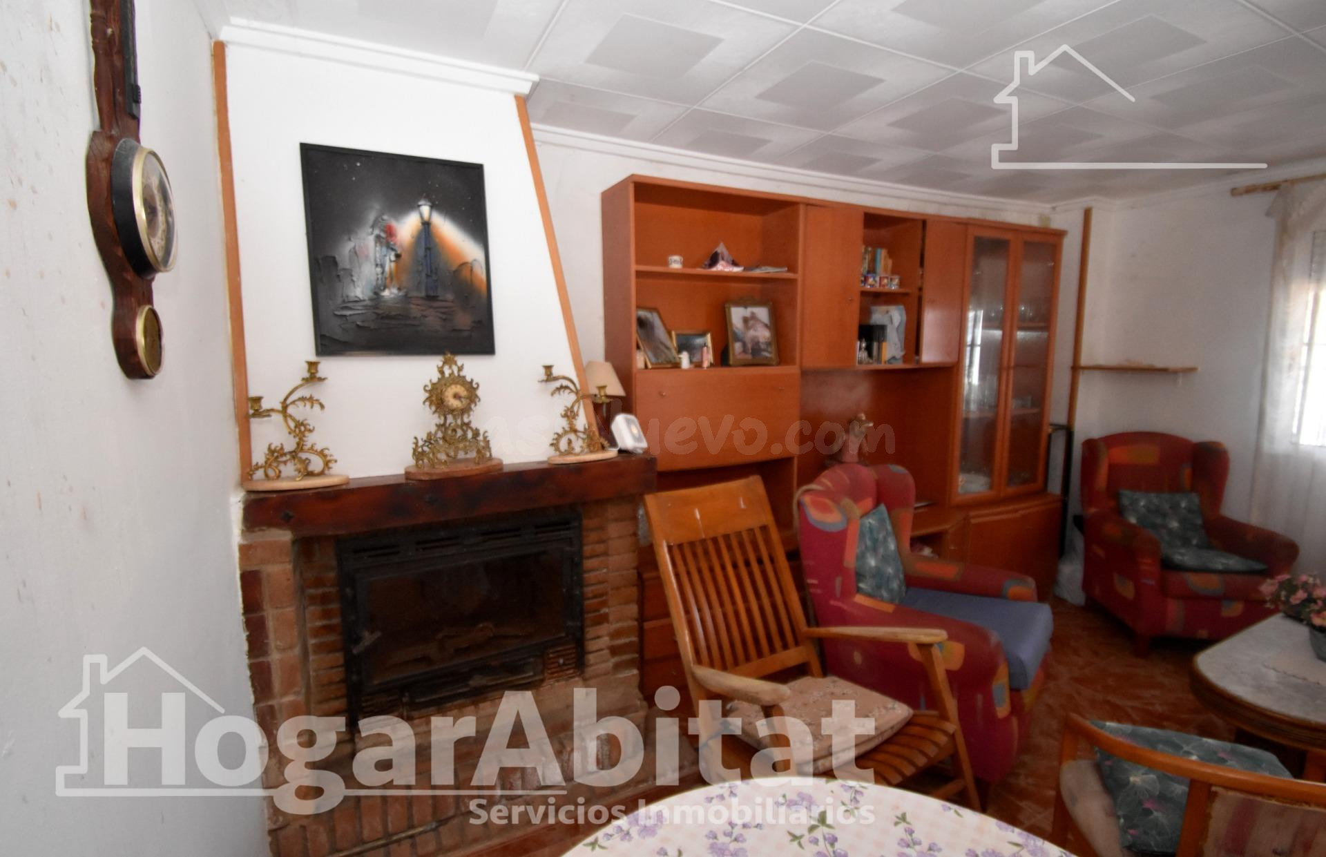 GRAN CHALET CON 4 DORMITORIOS, GARAJE Y PISCINA - foto 5