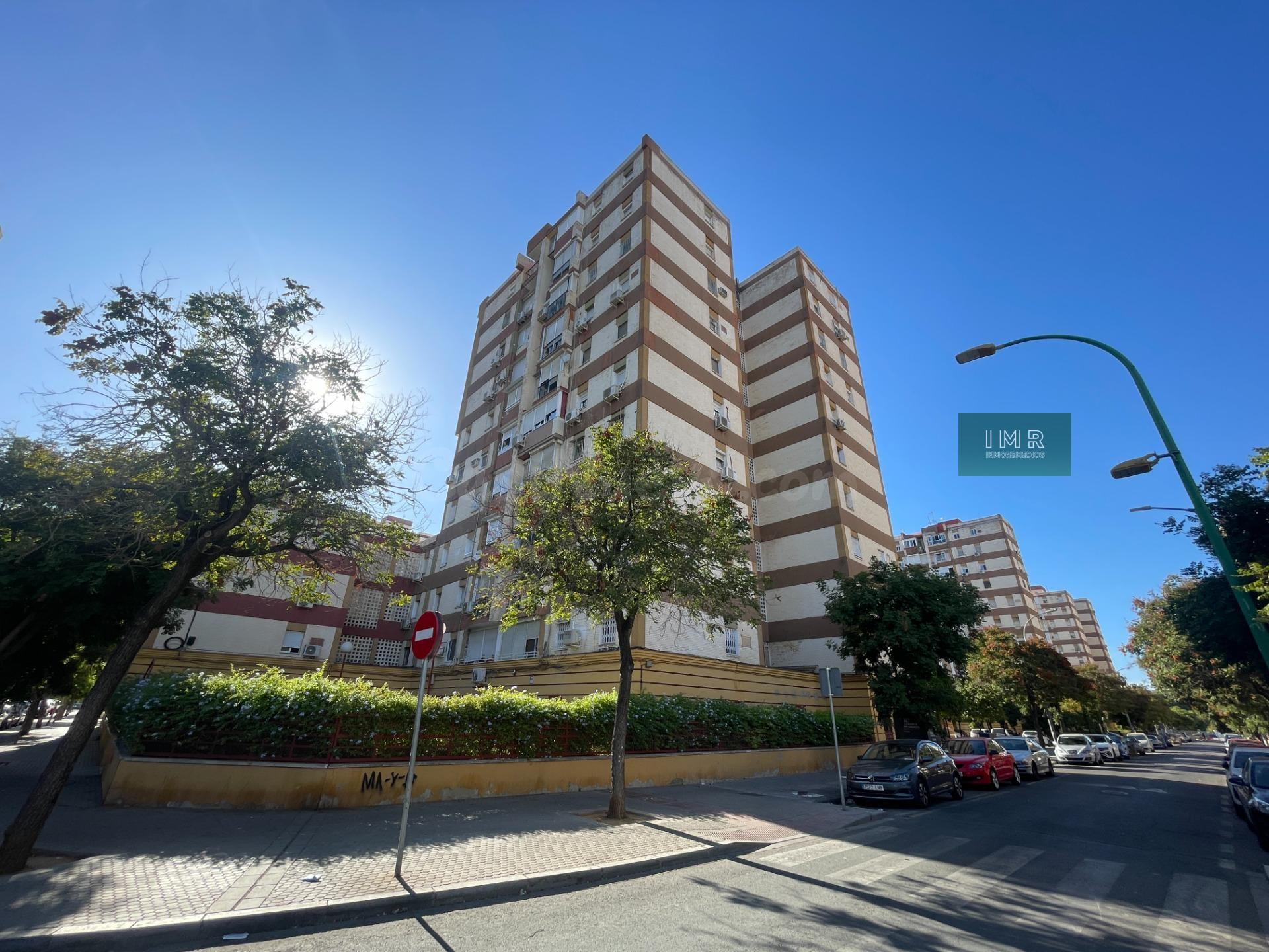 ¡Oportunidad en Calle José Bermejo! Piso de 3 hab. con ascen