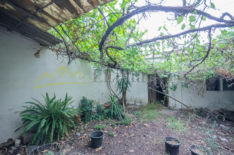 Ref. 04293 - Casa con parcela urbana en una de las mejores z