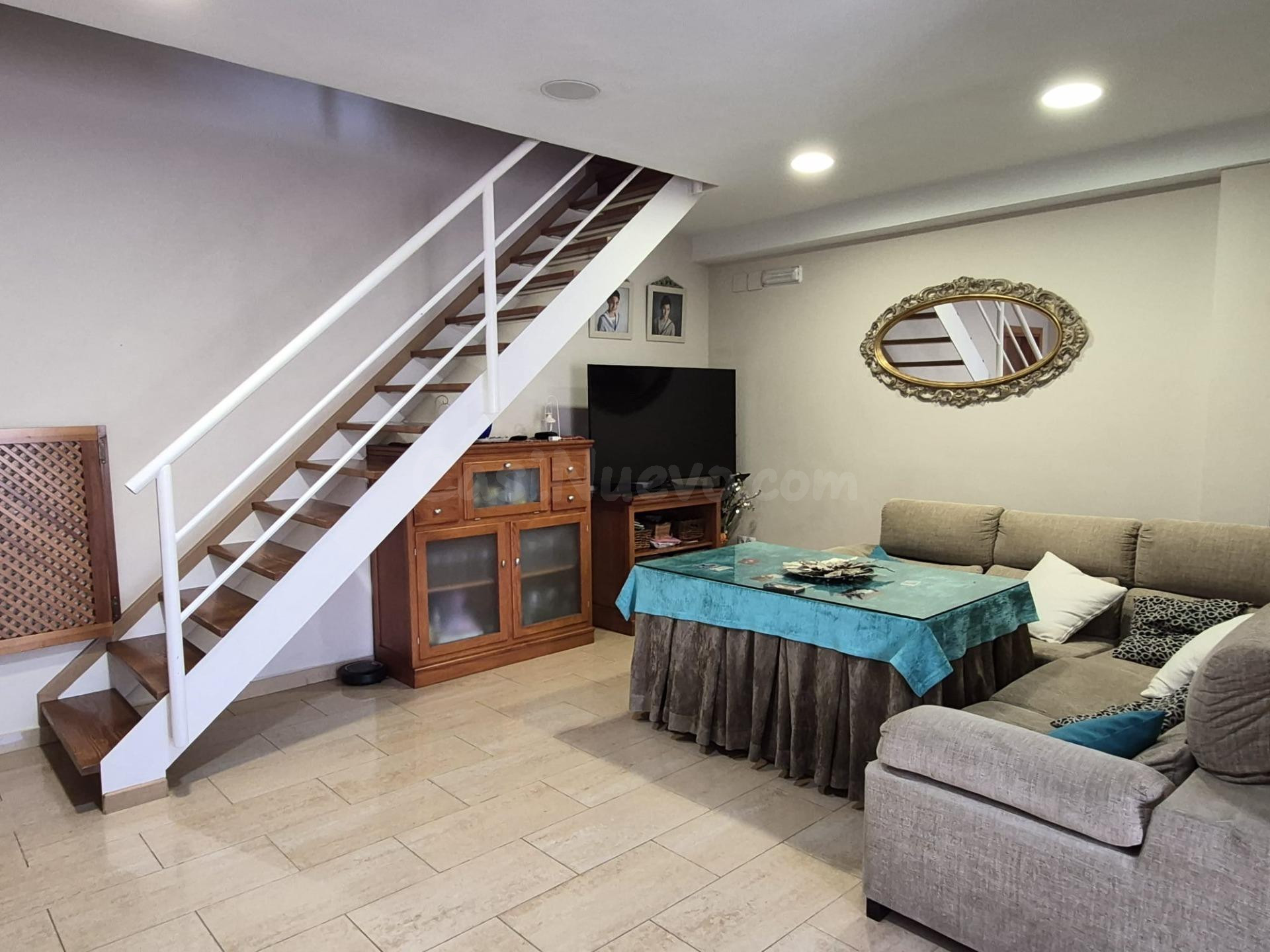 PILAS. CASA DE PUEBLO. - foto 4