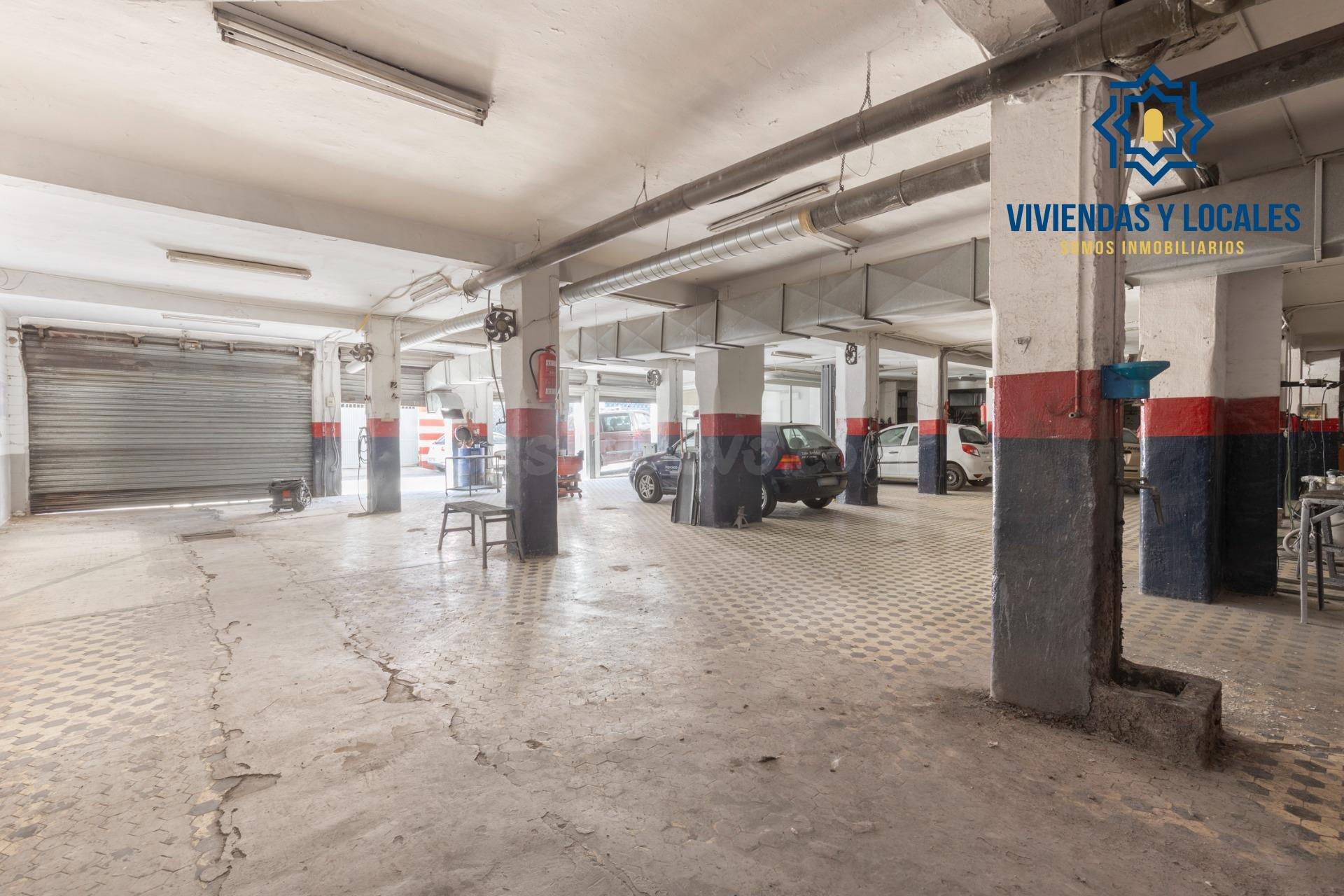 Gran local de 622 m2 junto a Camino de Ronda. Ideal para inv - foto 4