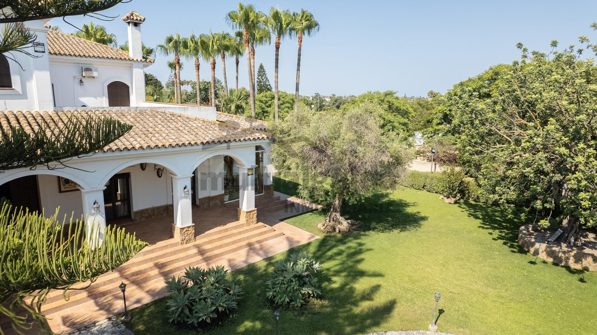 EXCLUSIVO CHALET INDEPENDIENTE EN LA ZONA DE LA JARA - foto 5