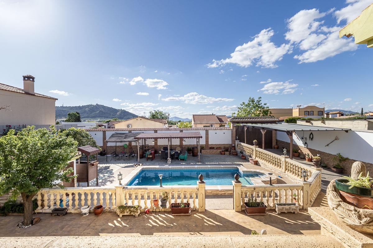 Chalet en Albolote. - foto 3