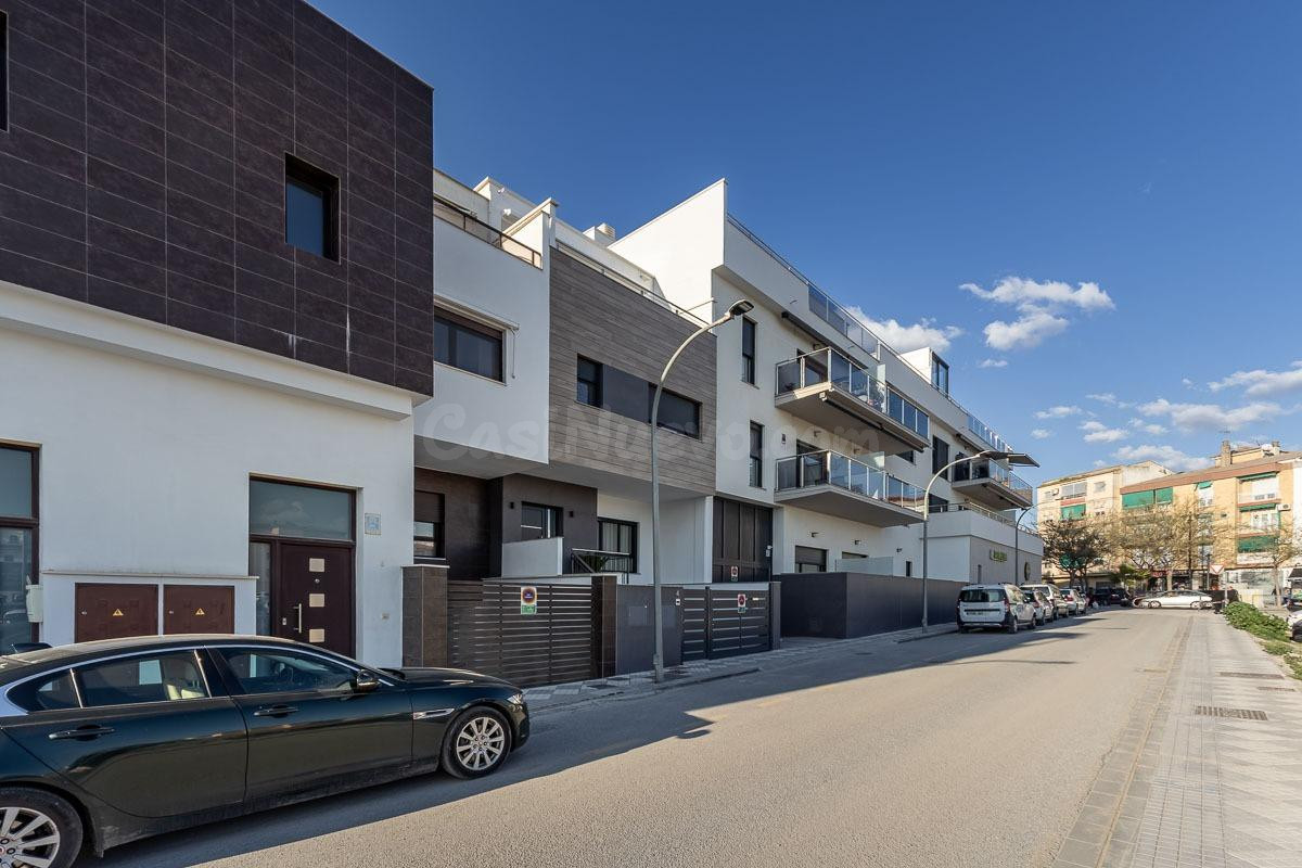 Espectacular casa en Maracena - foto 2