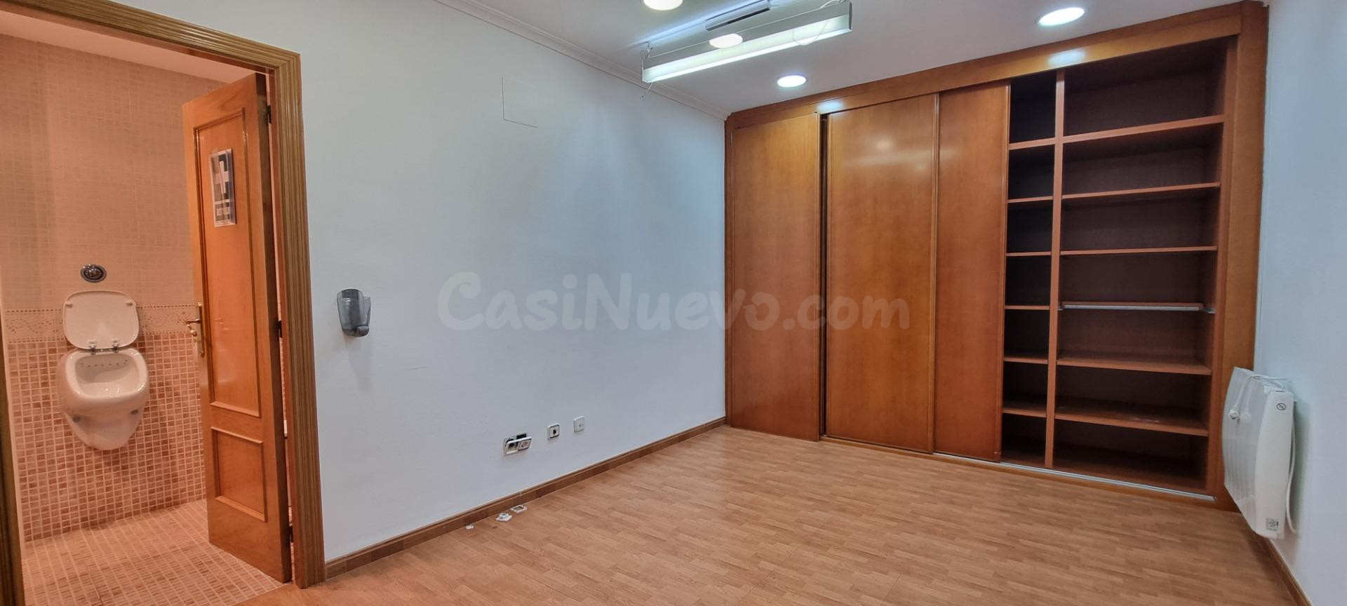 Ref 04374, Local comercial zona Mura preparado para trabajar - foto 4