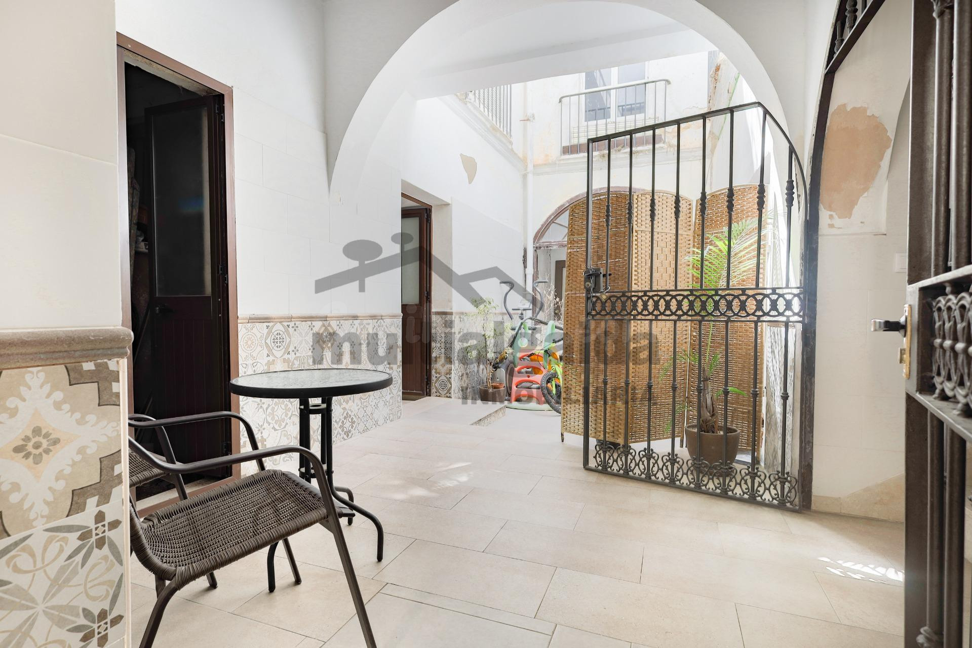 VIVIENDA EN CASA HISTÓRICA REHABILITADA EN PLENO BARRIO ALTO