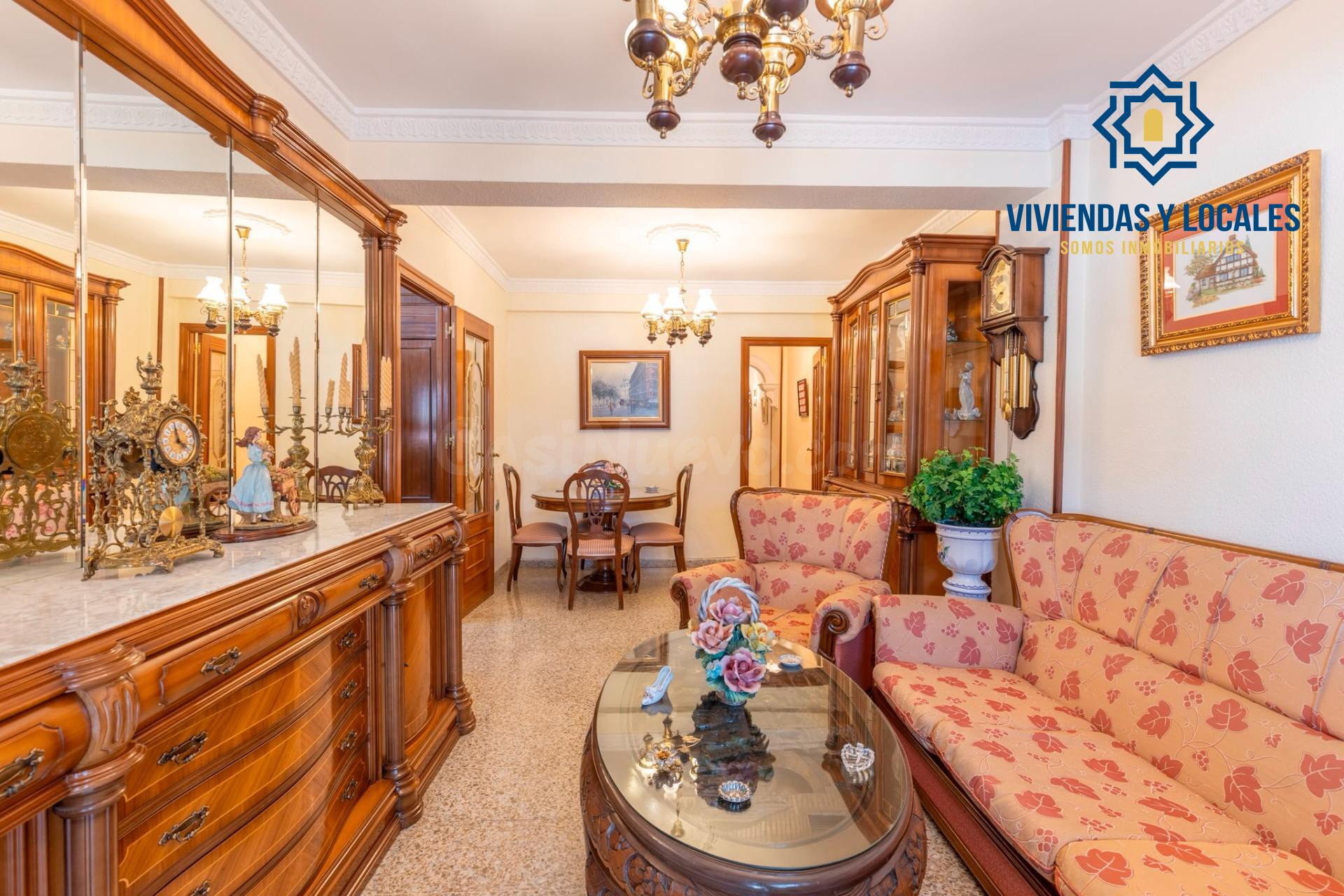 Amplia vivienda de 4 dormitorios con plaza de garaje opciona - foto 5