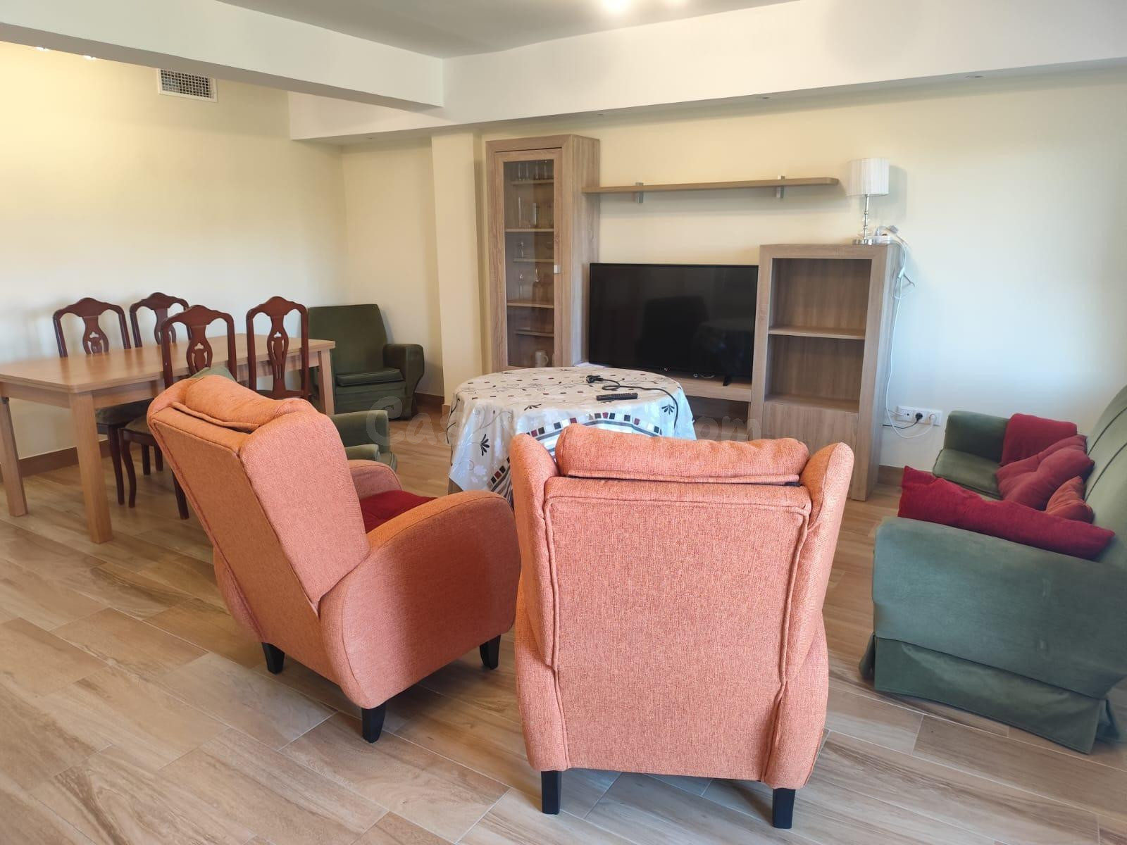 Espectacular Piso de 2 habitaciones AMUEBLADO en ANTONIO MAU - foto 3