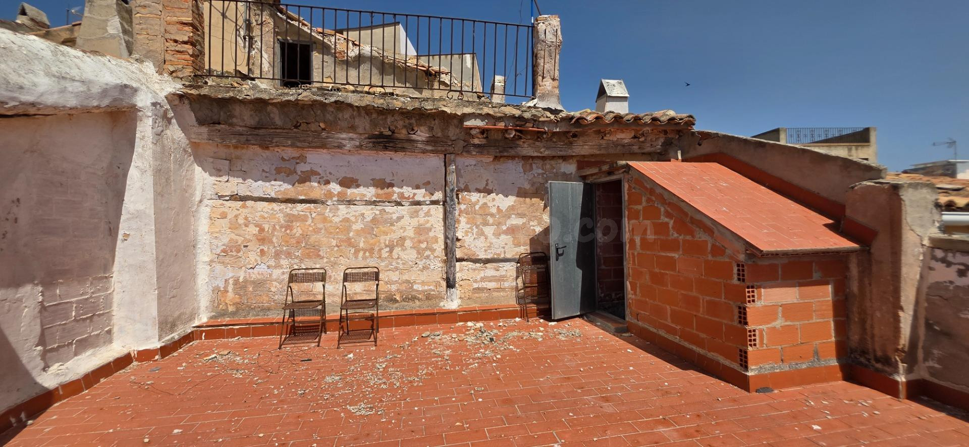Casa de pueblo en el centro de Villar del Arzobispo
