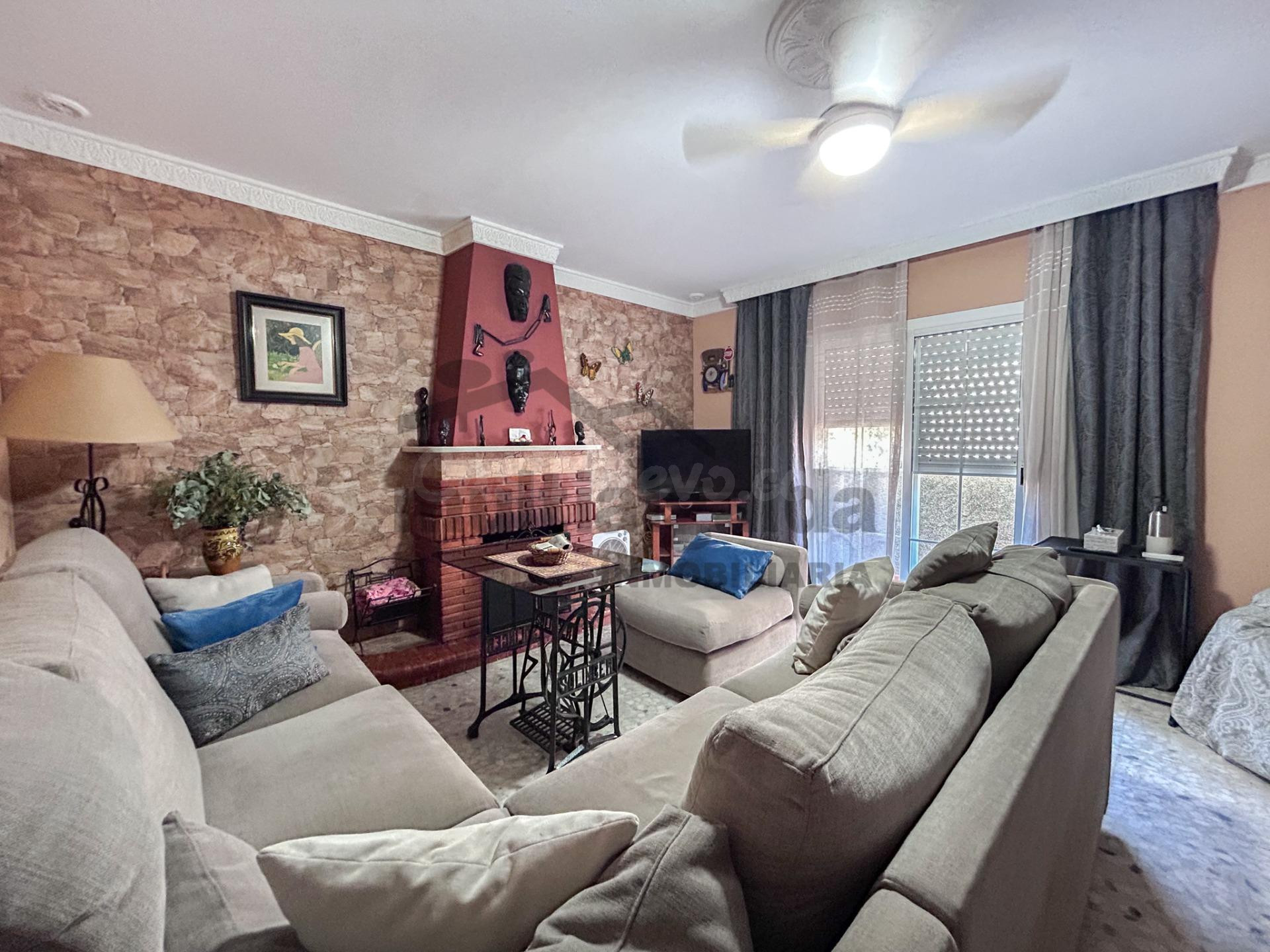 ESTUPENDA CASA EN NUEVA ANDALUCIA - foto 2